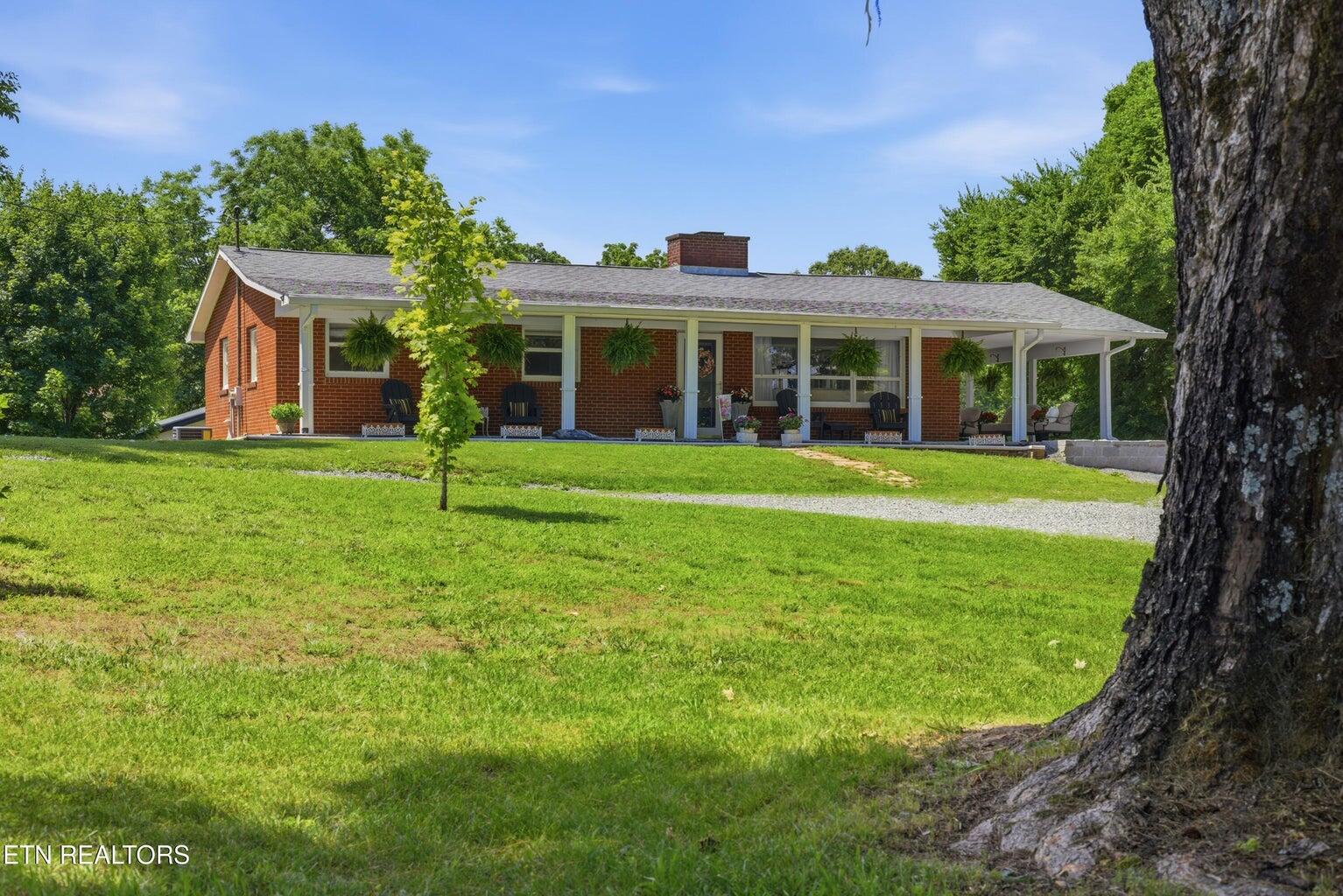 4906 Kingston Highway