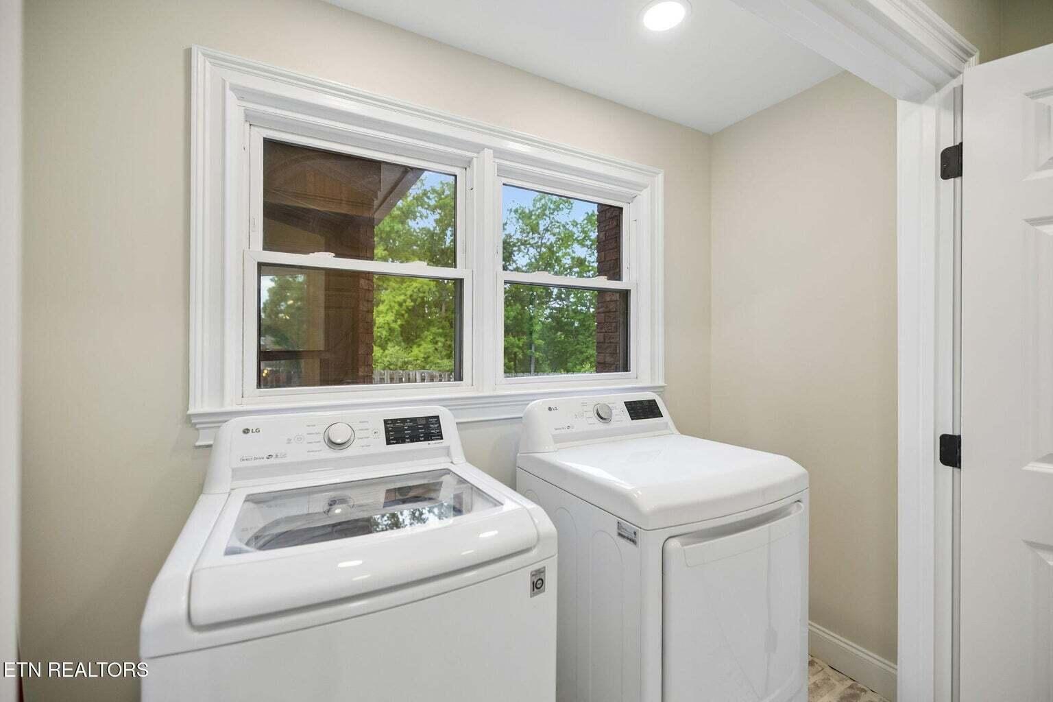 1128 Brentwood