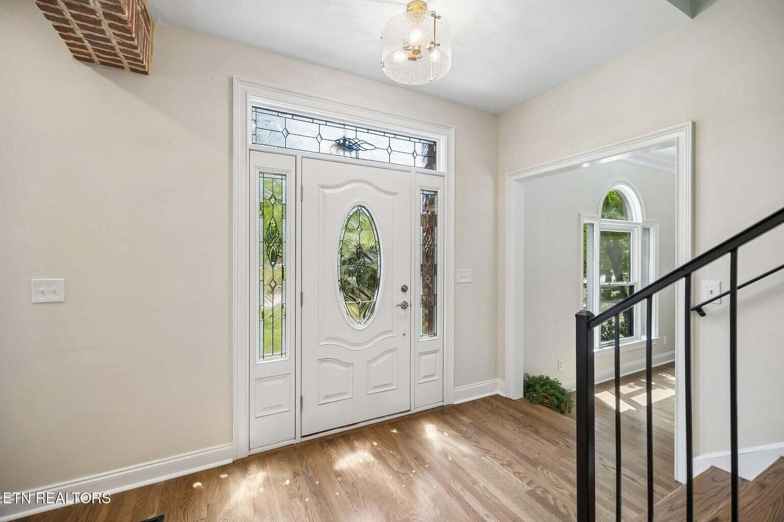 1128 Brentwood