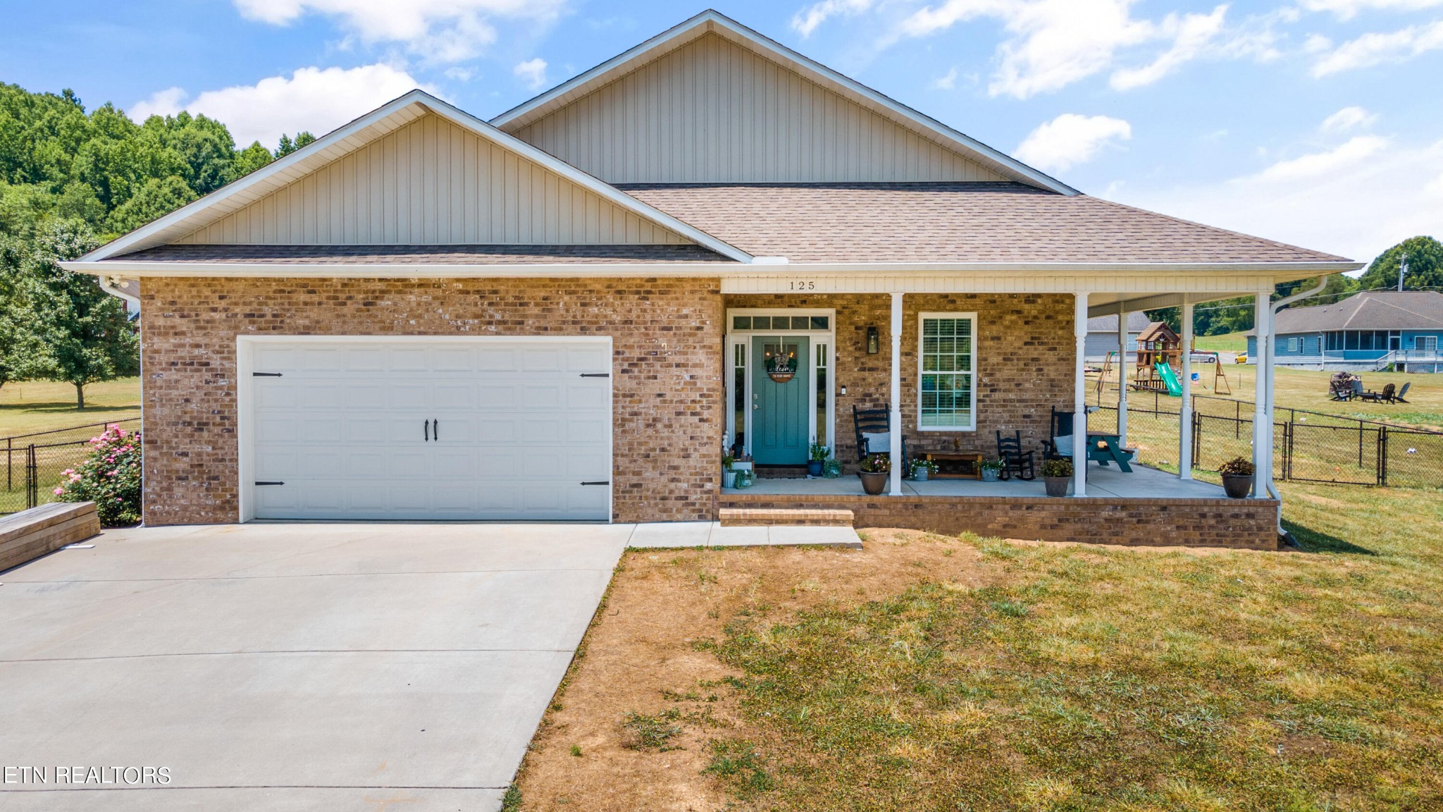 125 Brenray Drive