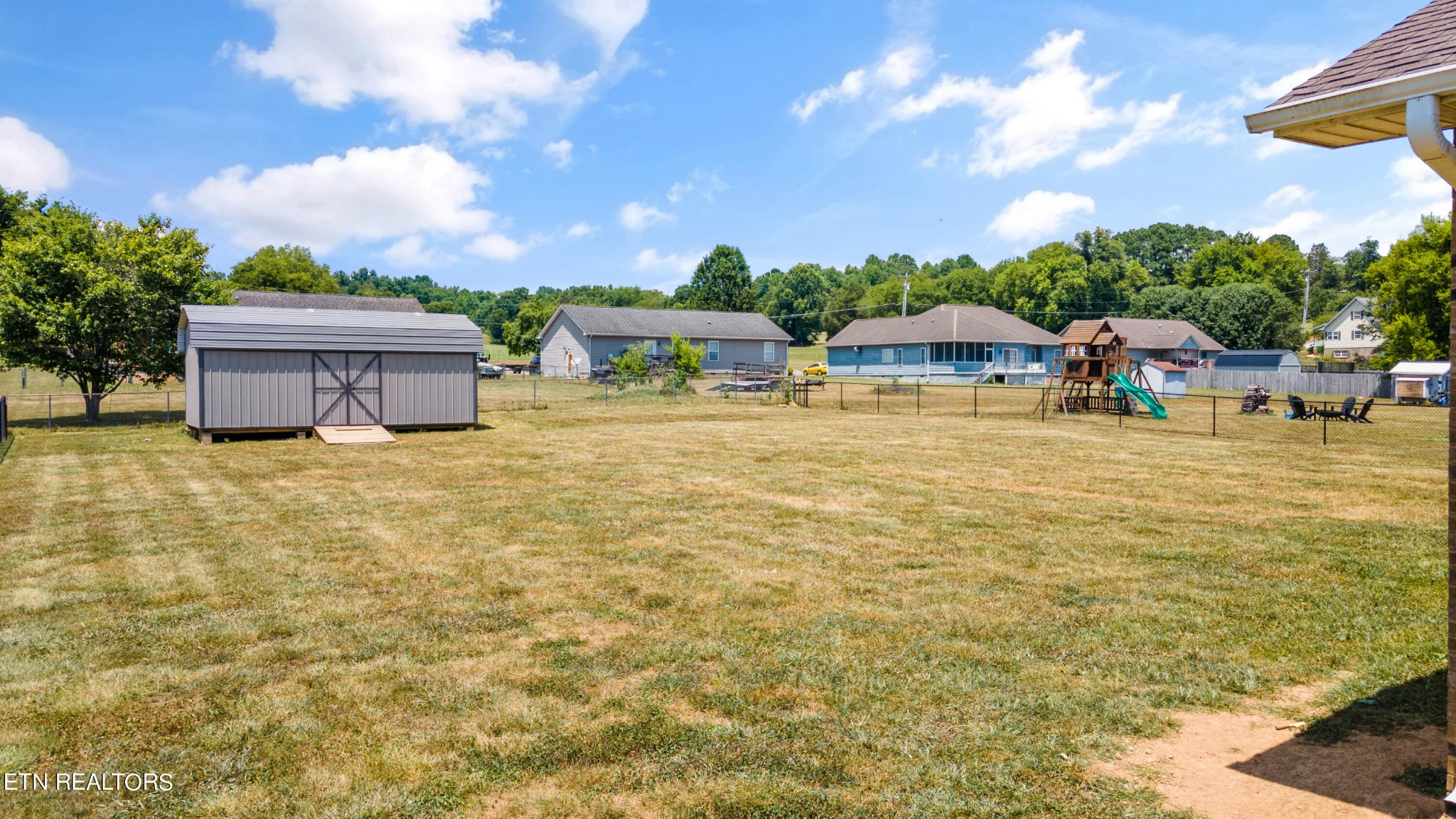 125 Brenray Drive