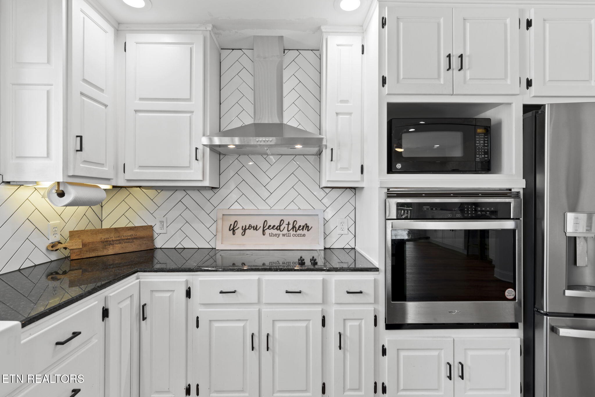201 High Pointe Village Way