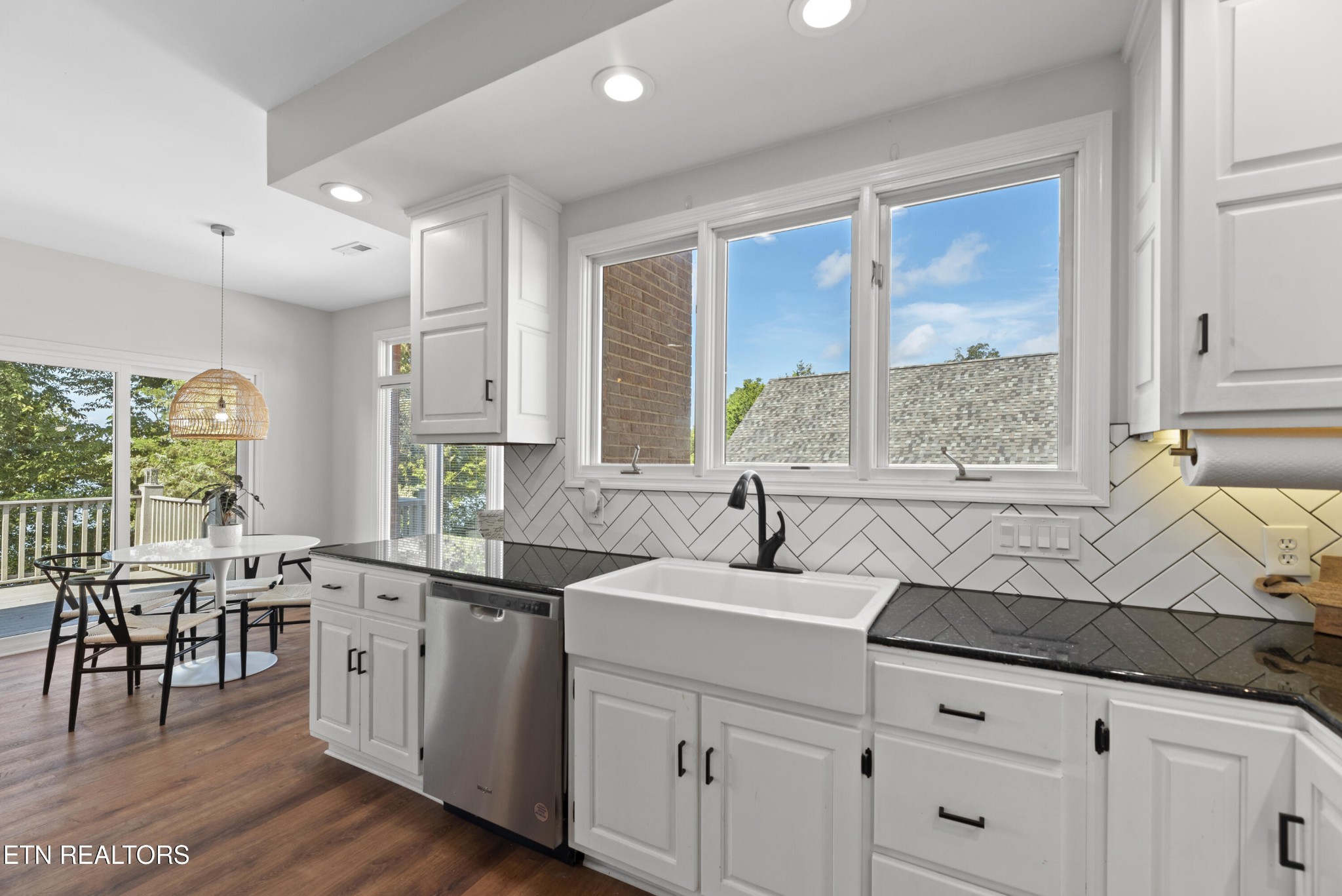 201 High Pointe Village Way