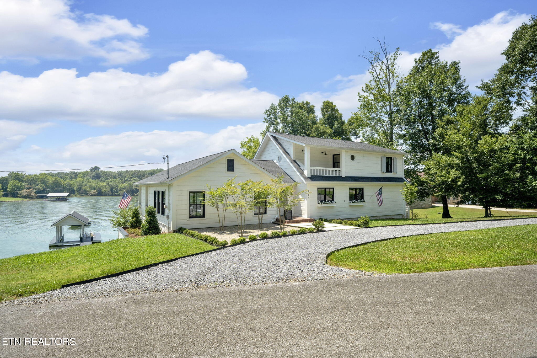 115 Ottawa Point