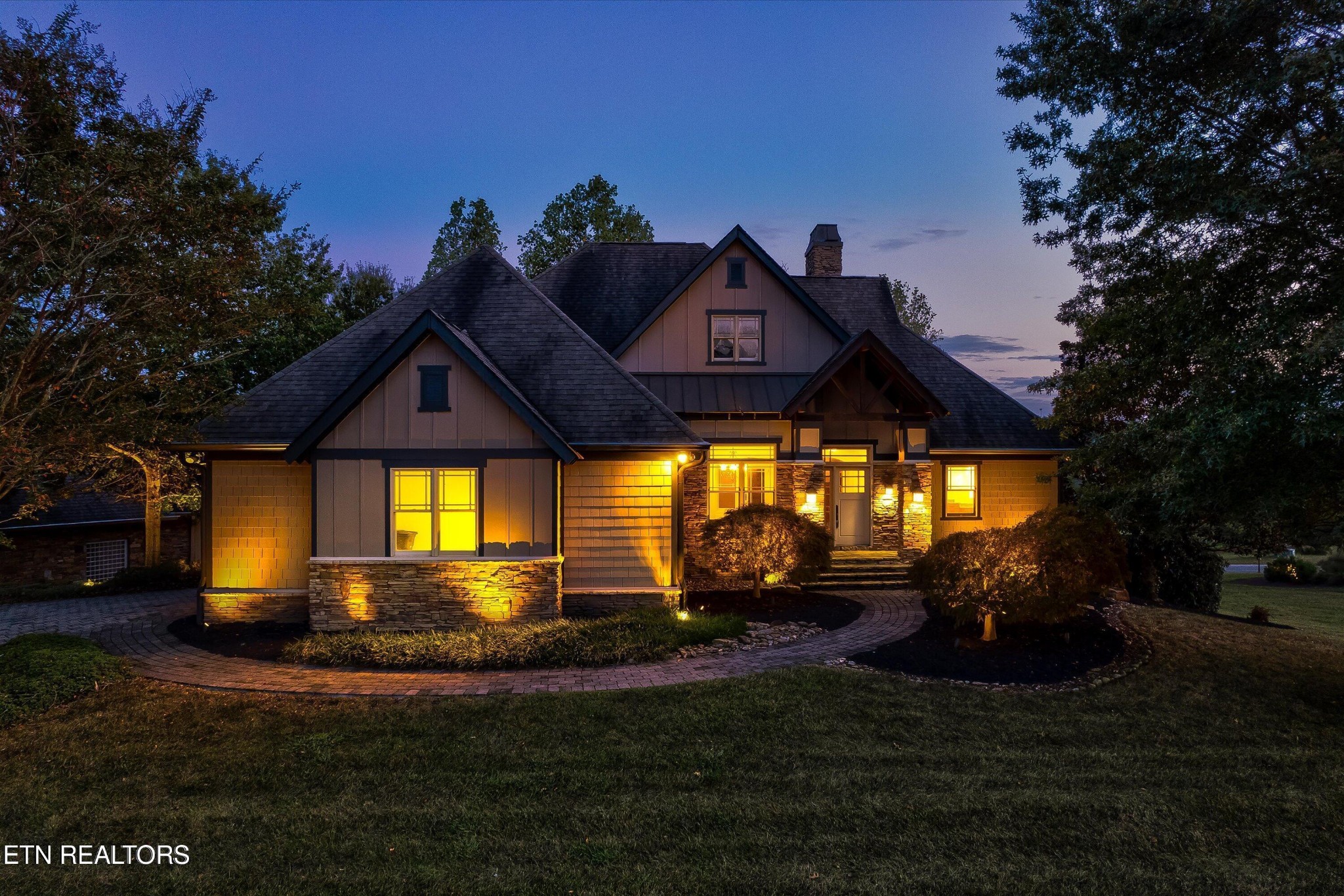494 Chestnut Lane