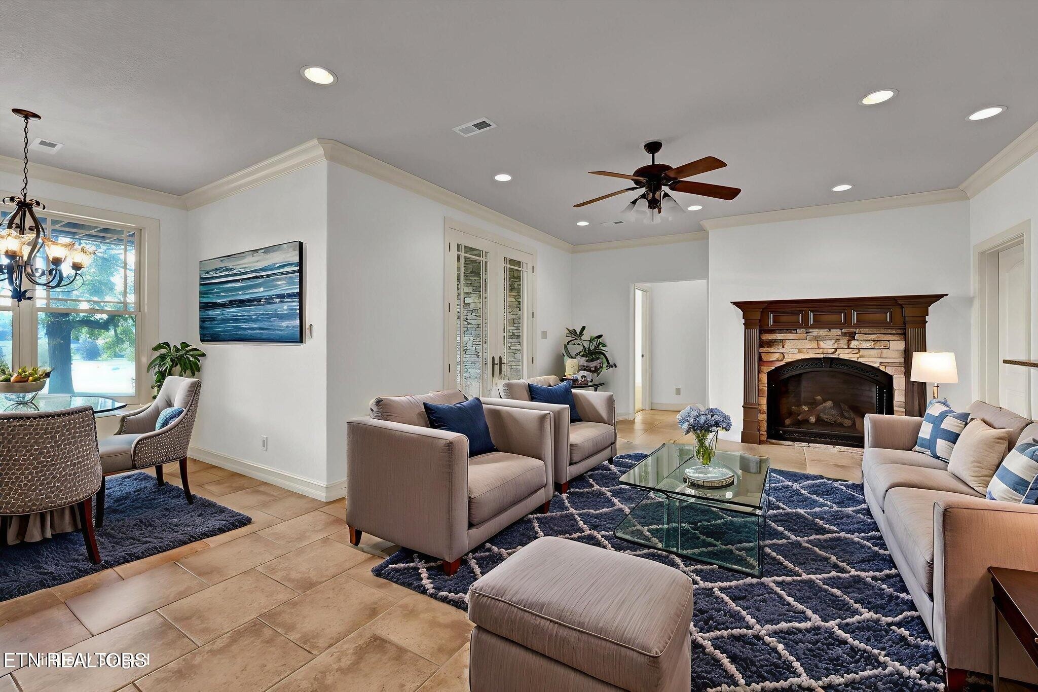 494 Chestnut Lane