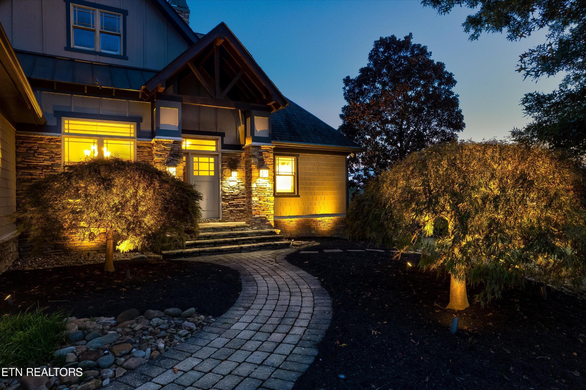 494 Chestnut Lane