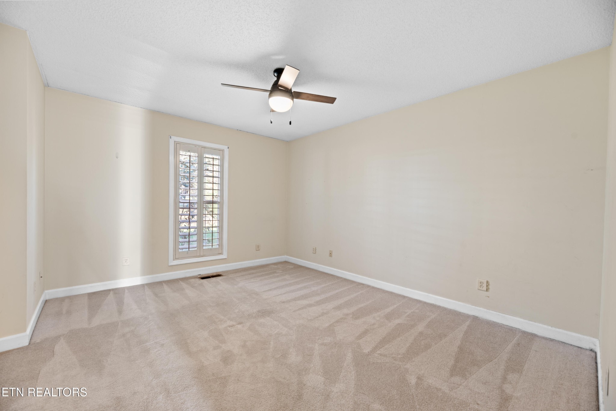 1244 River Oaks Drive
