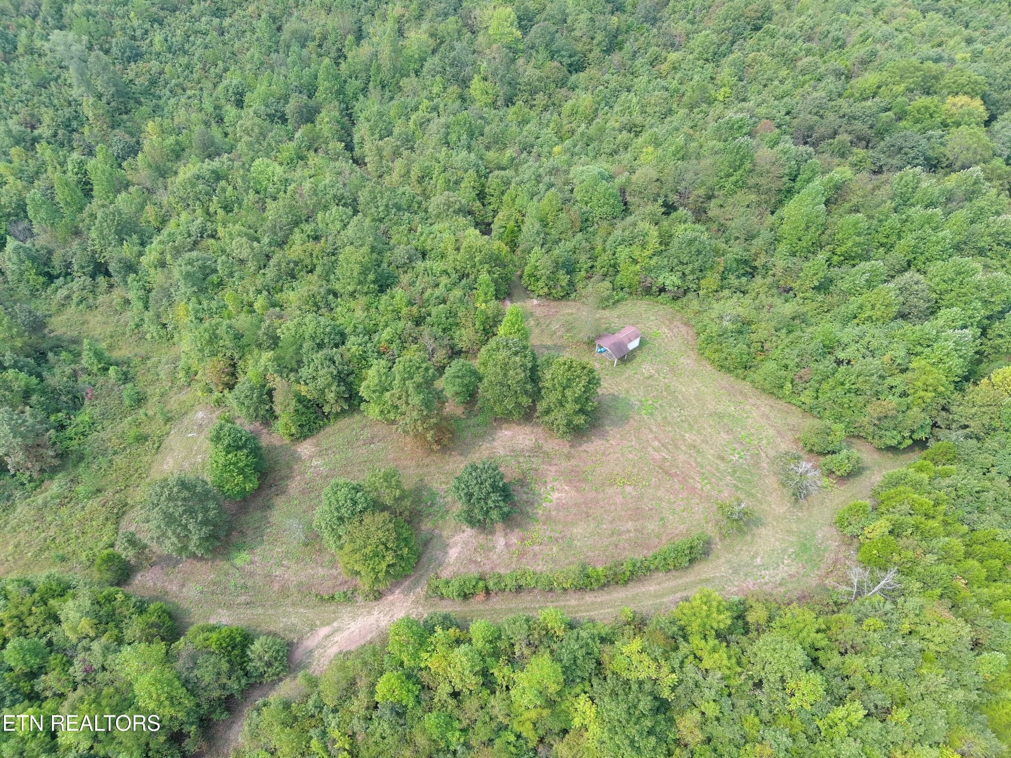 417 Womac Hollow Rd