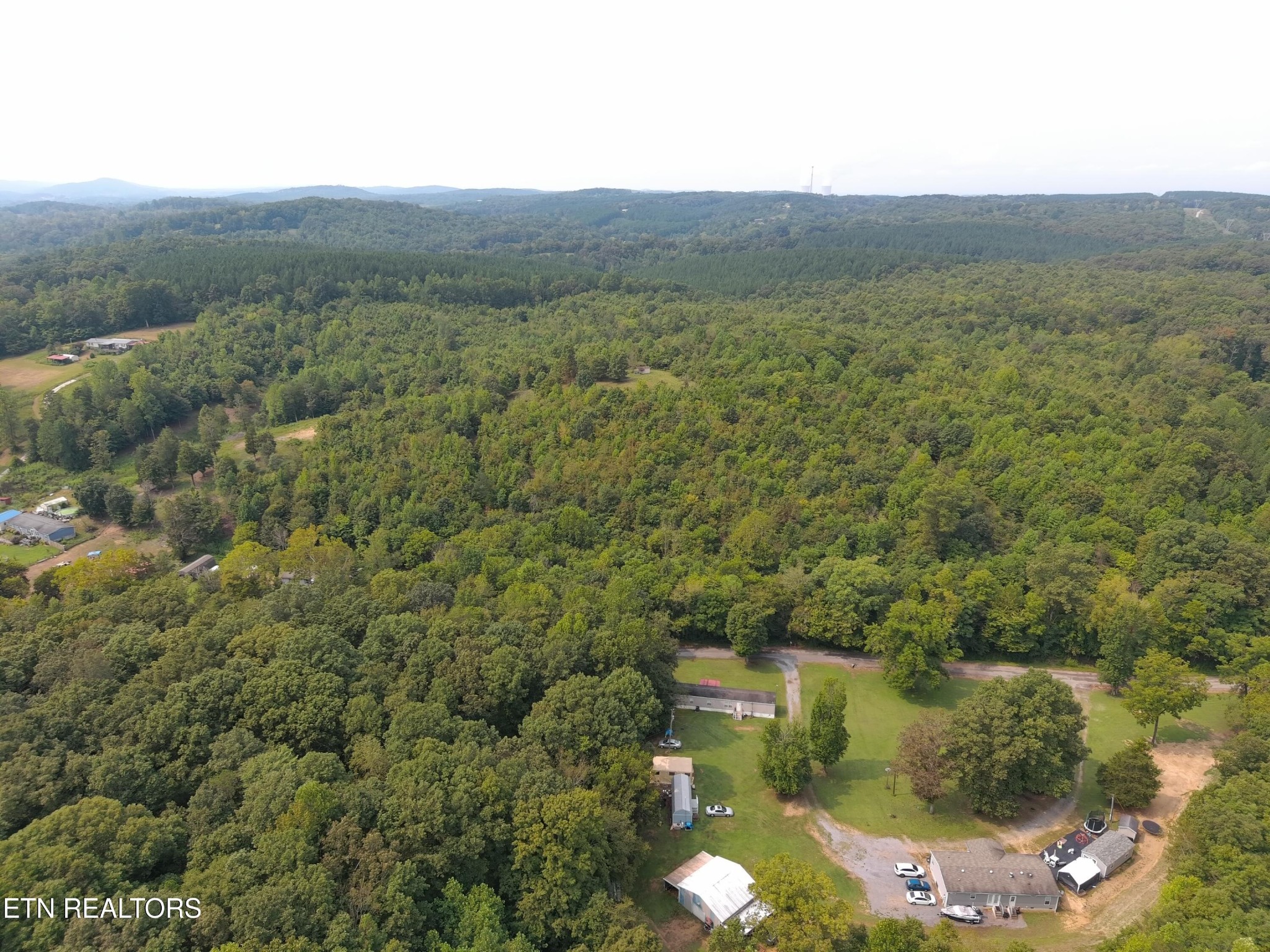 417 Womac Hollow Rd