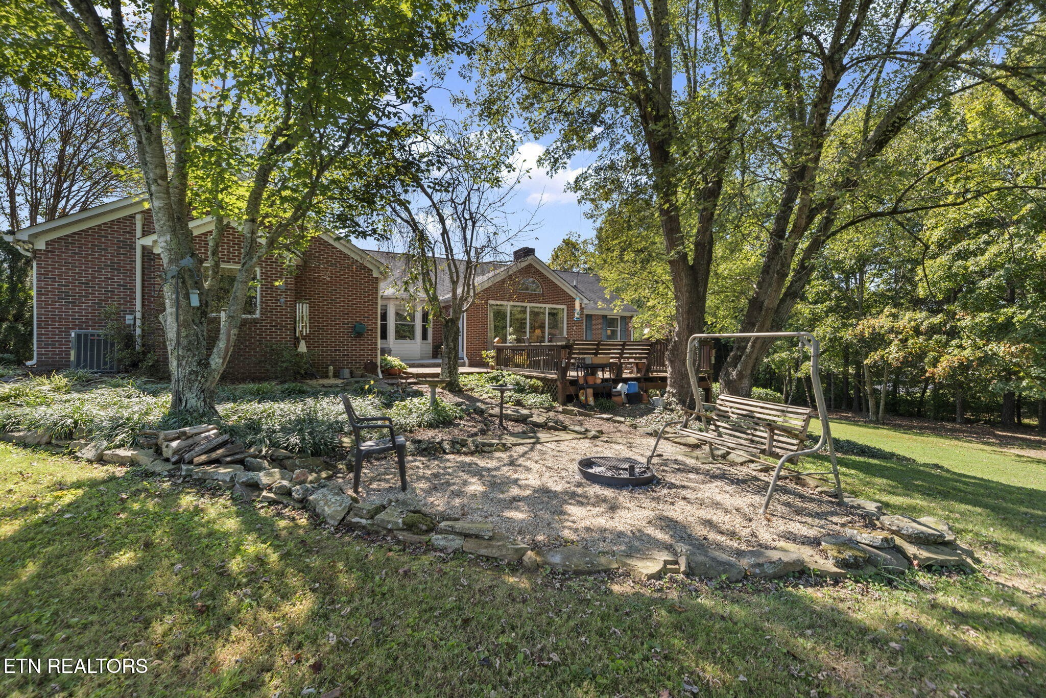 121 Bailey Rd