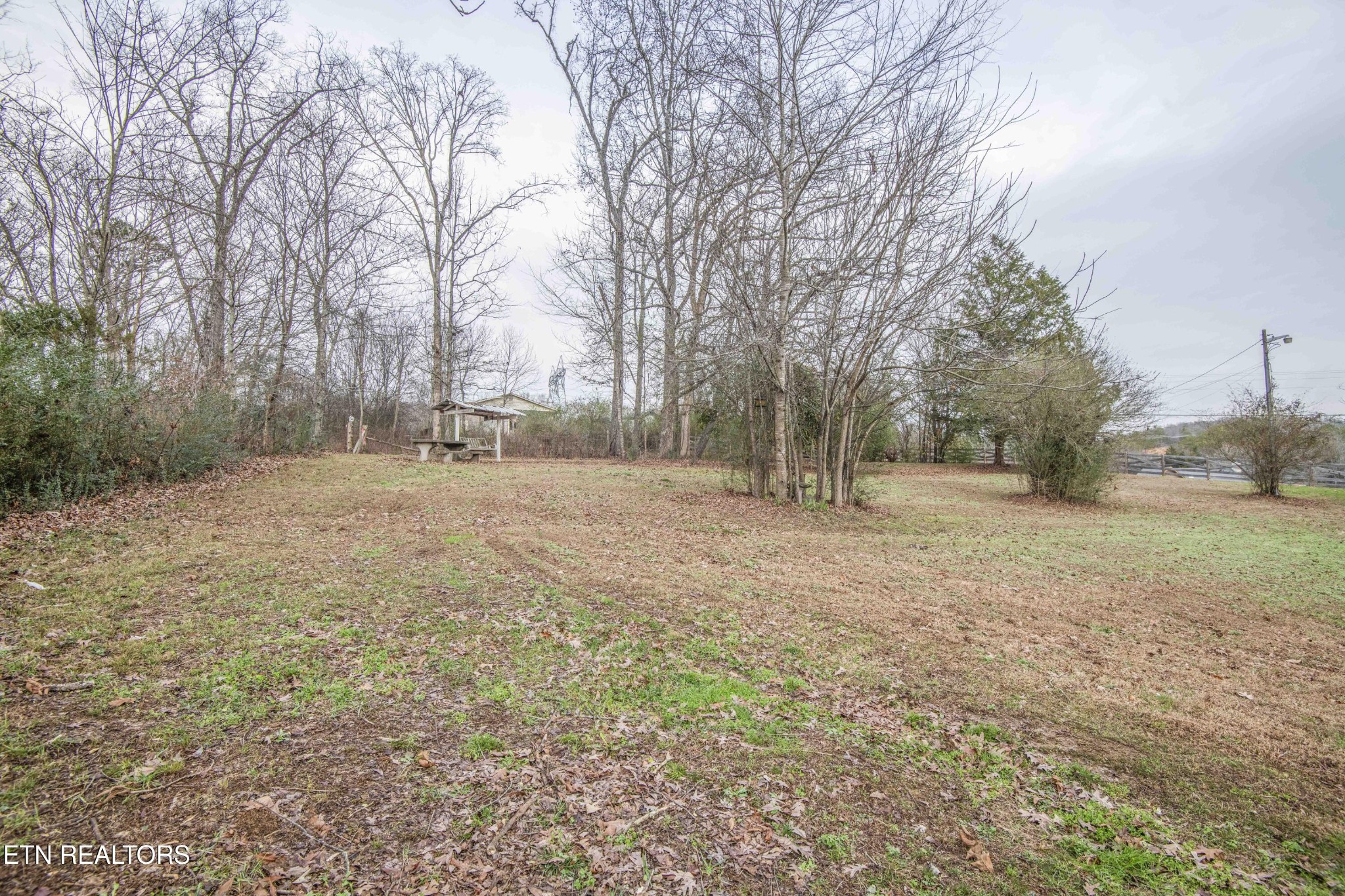 131 Woody Lane
