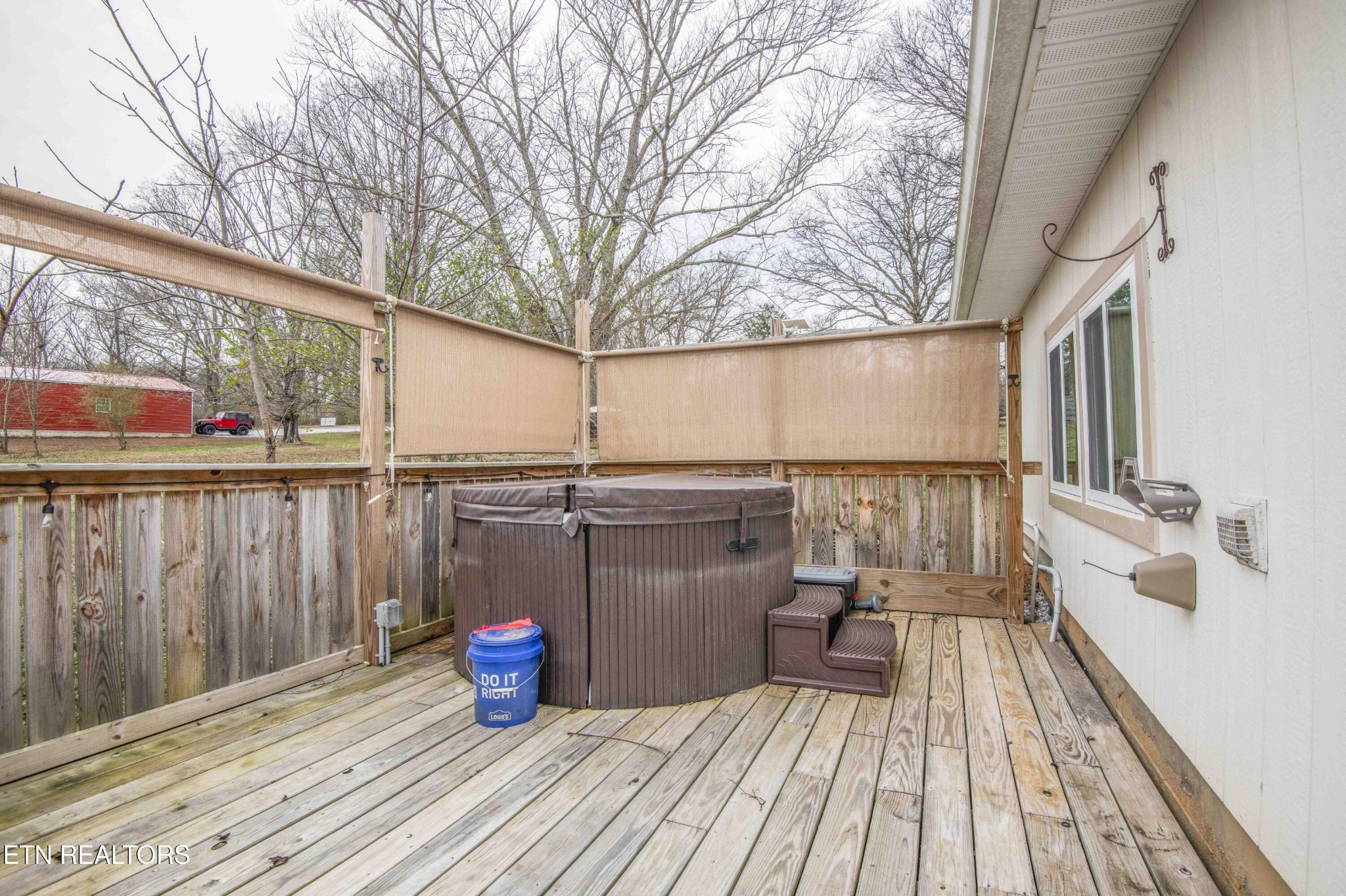 131 Woody Lane