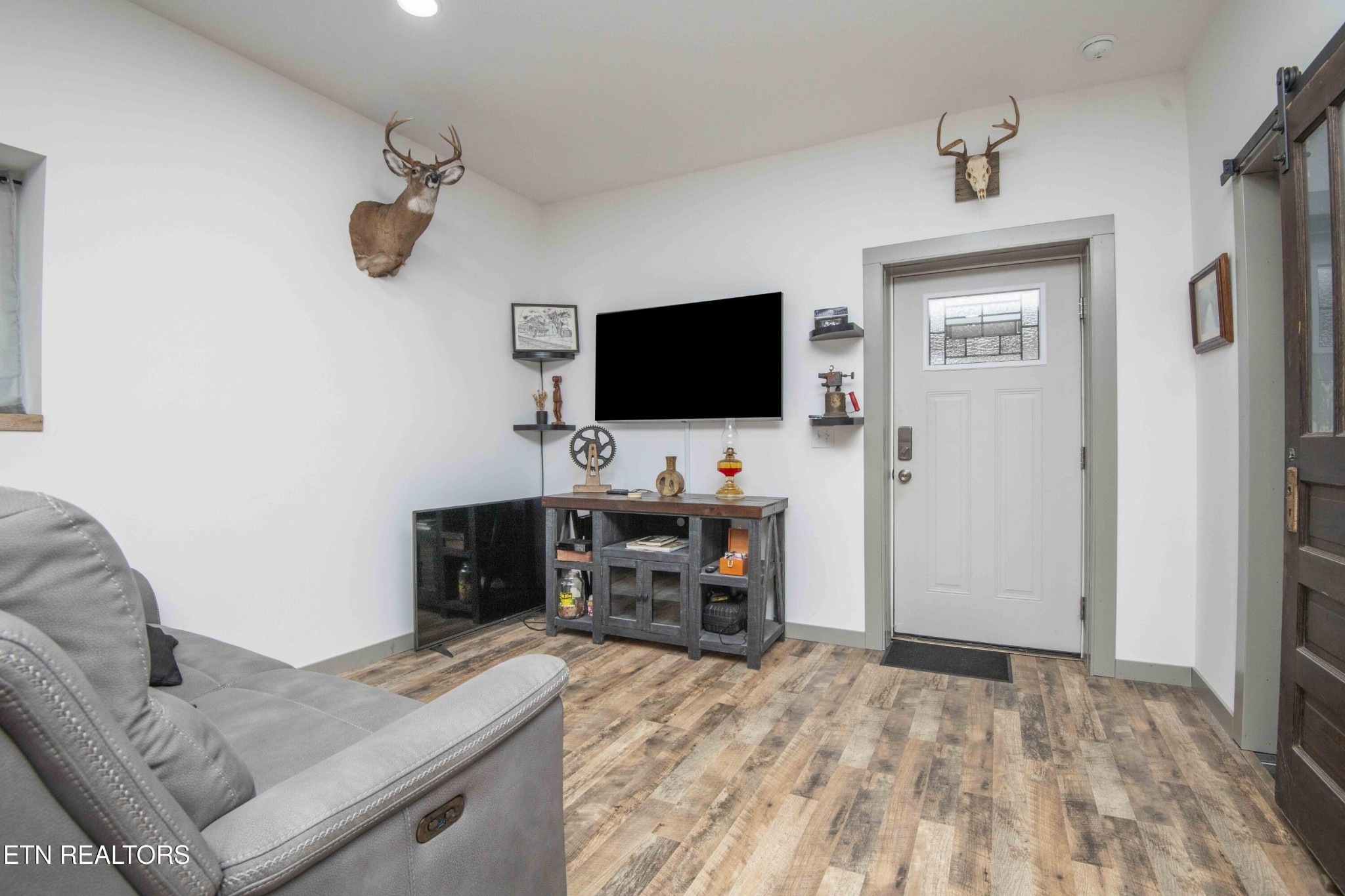 131 Woody Lane