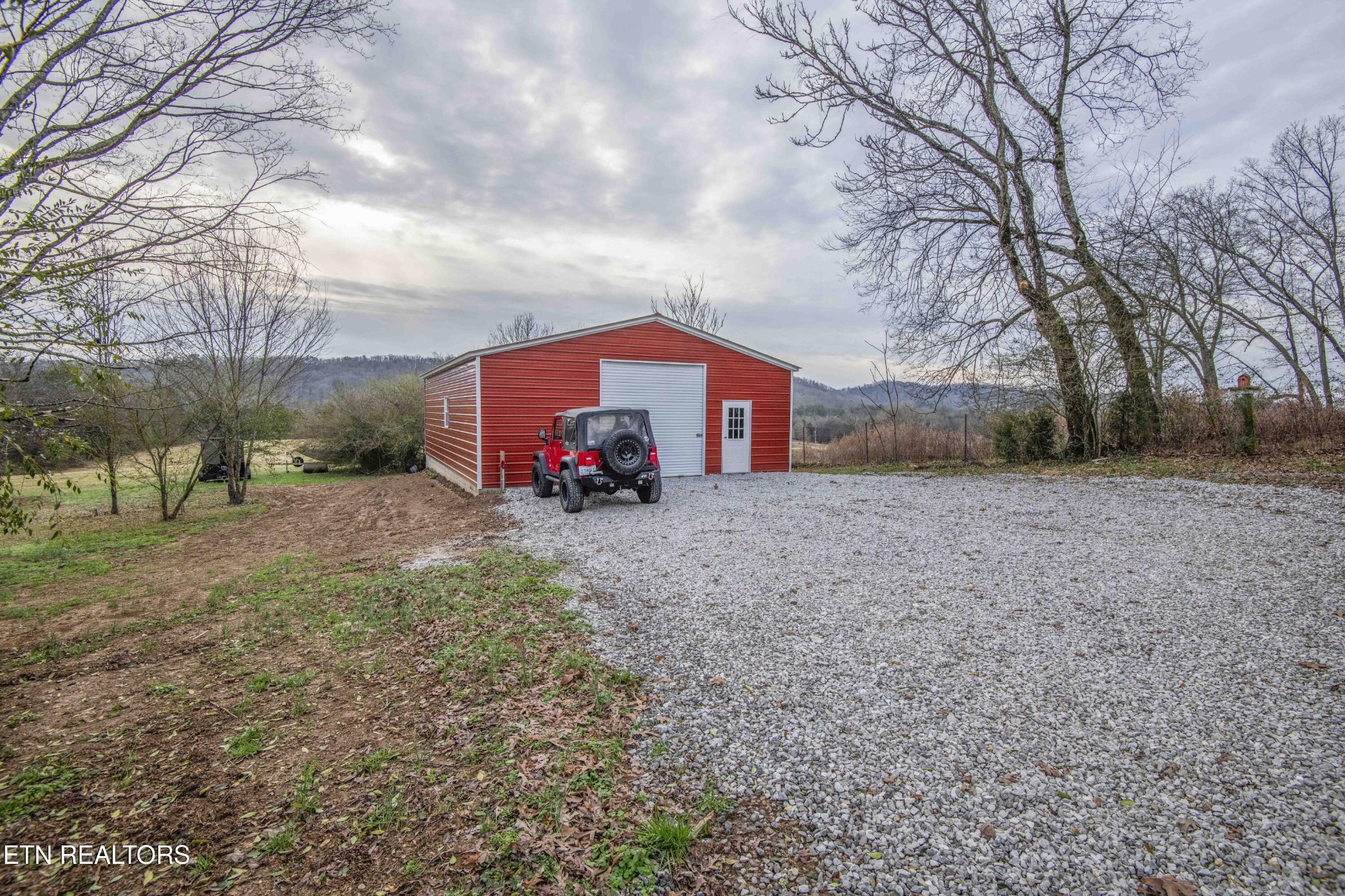 131 Woody Lane