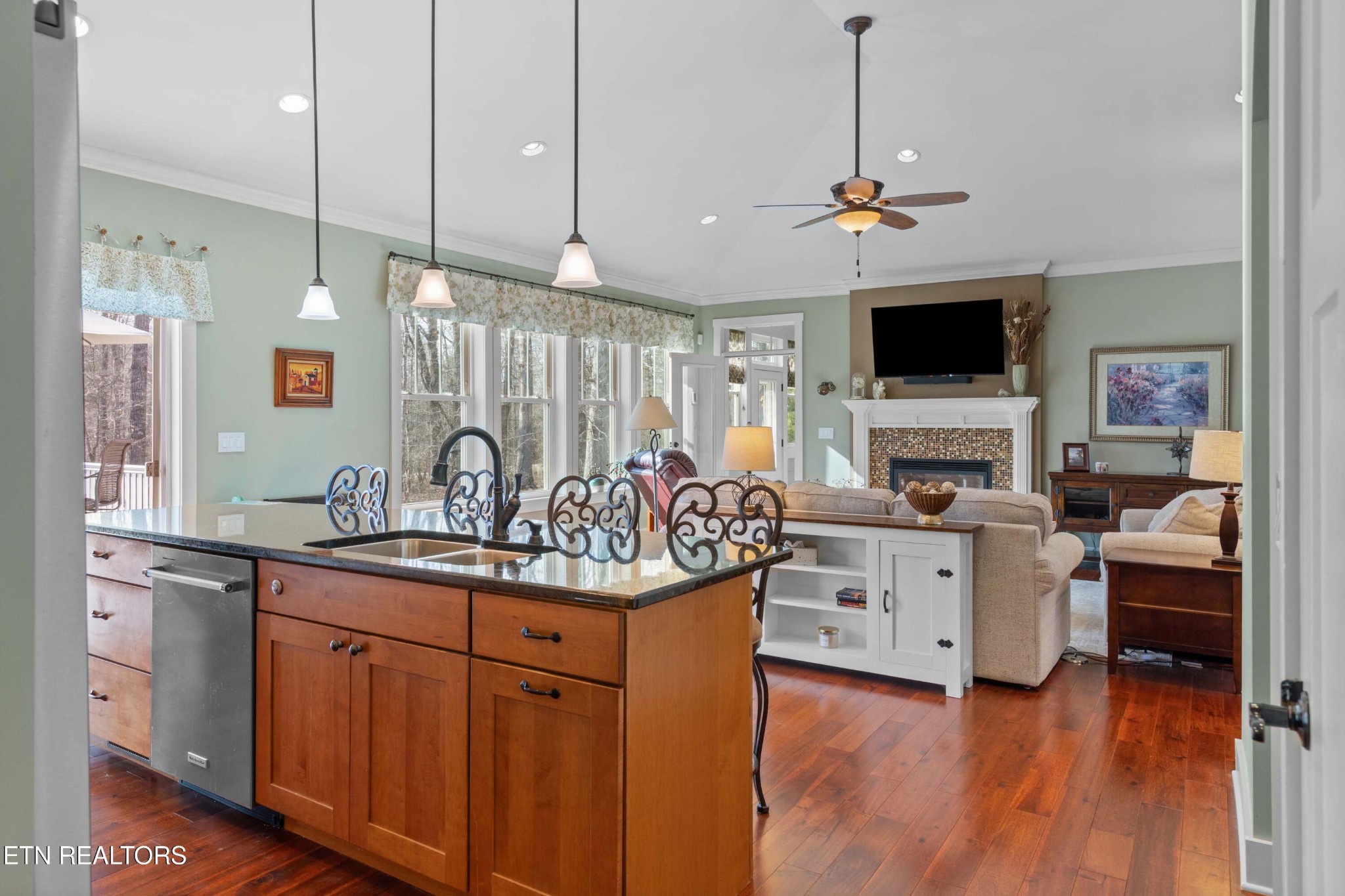 180 E Shore Drive