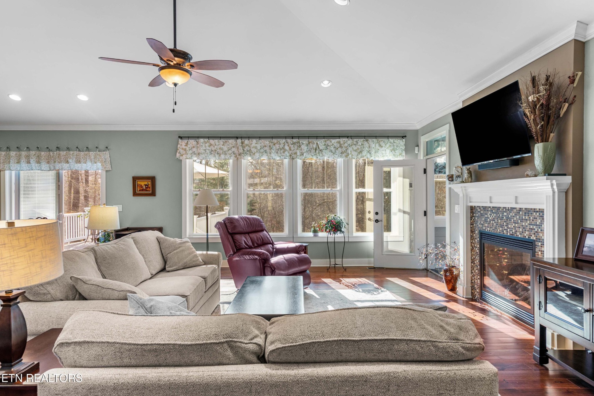 180 E Shore Drive