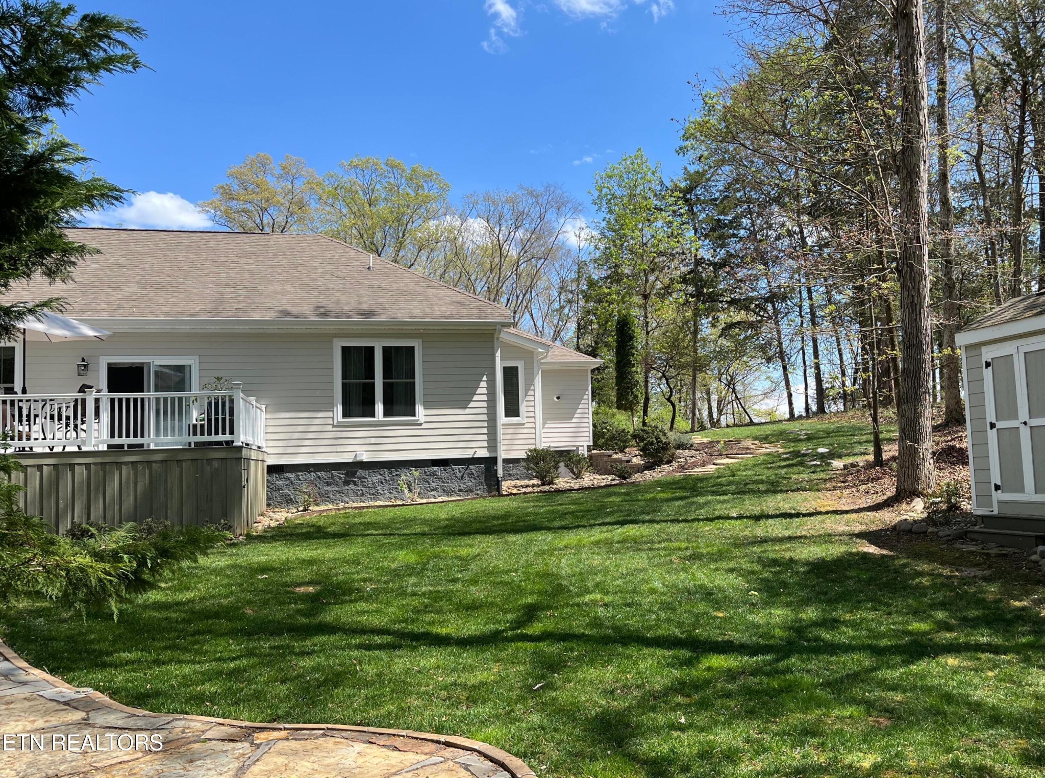 180 E Shore Drive