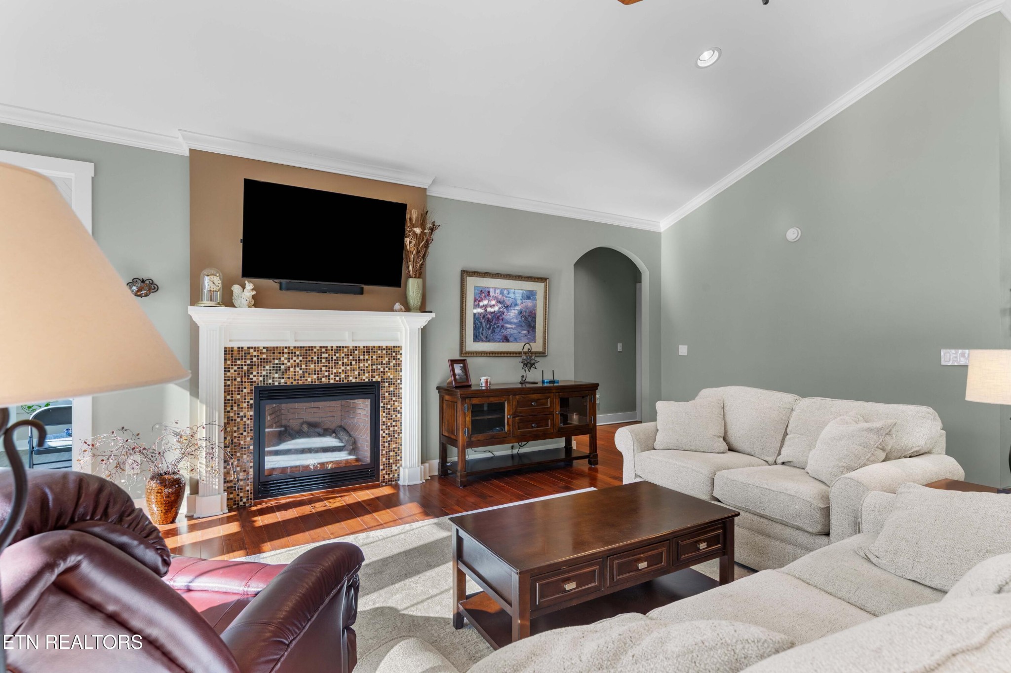 180 E Shore Drive