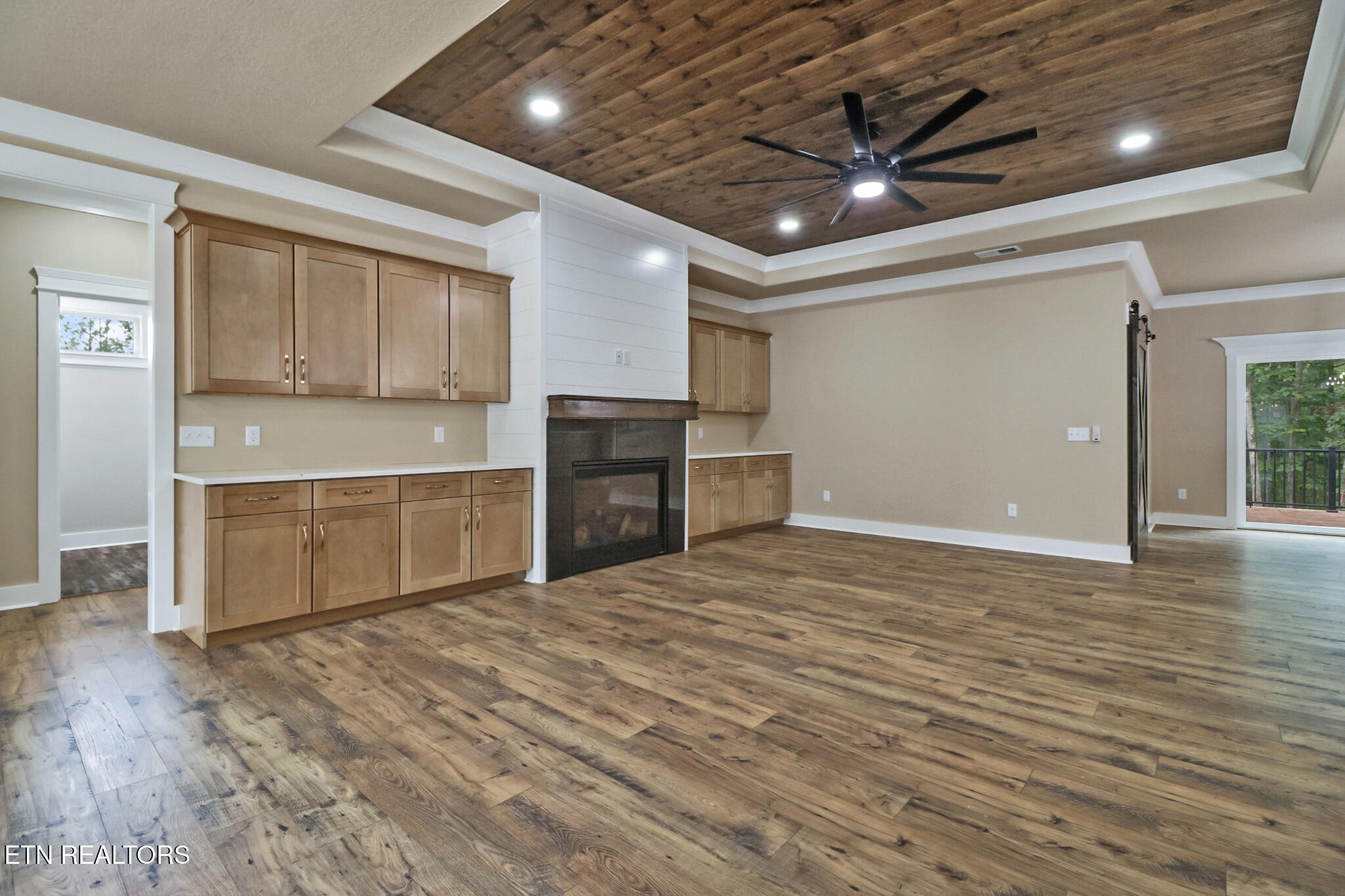 630 Lakeview Drive