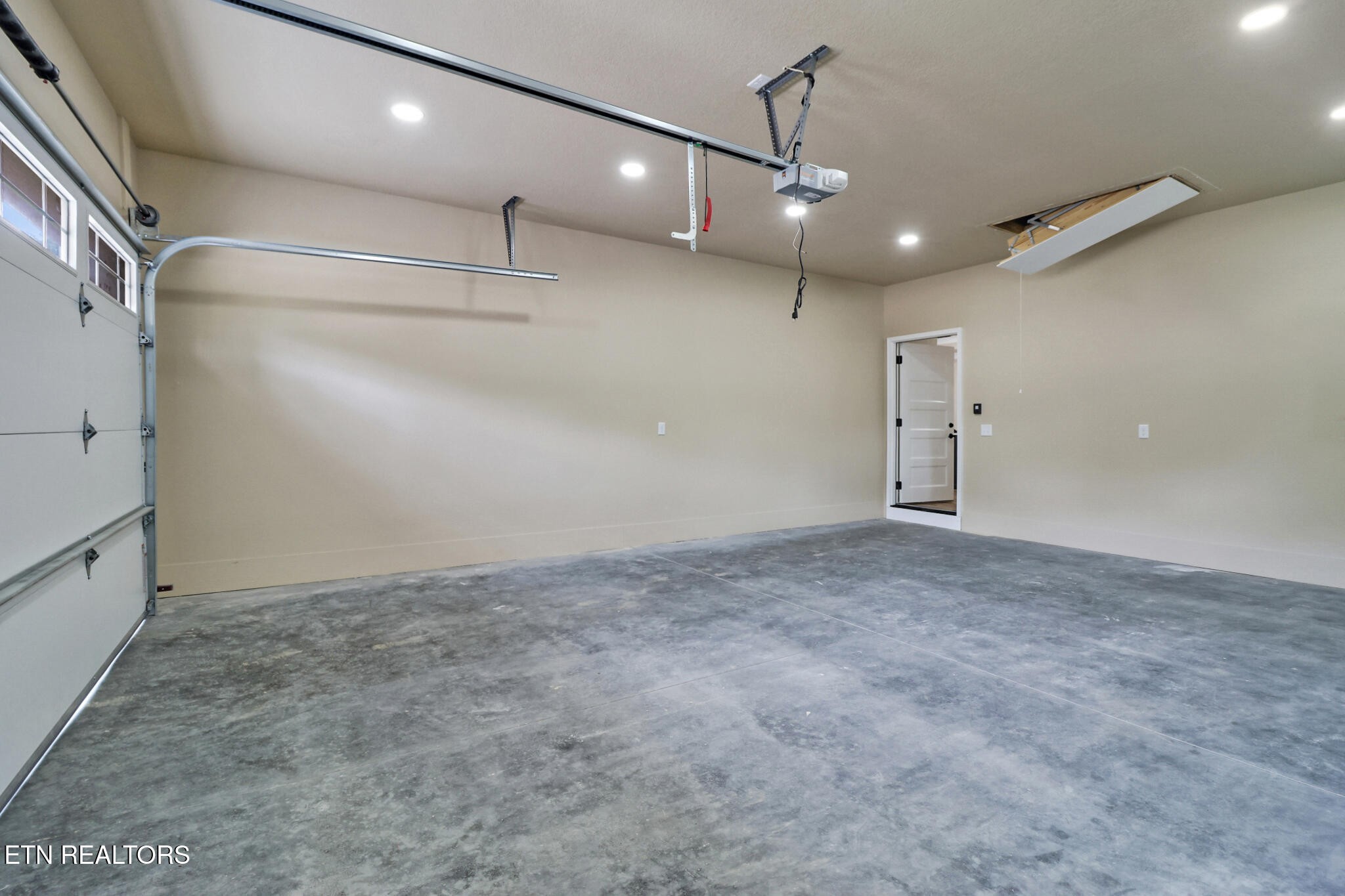 630 Lakeview Drive