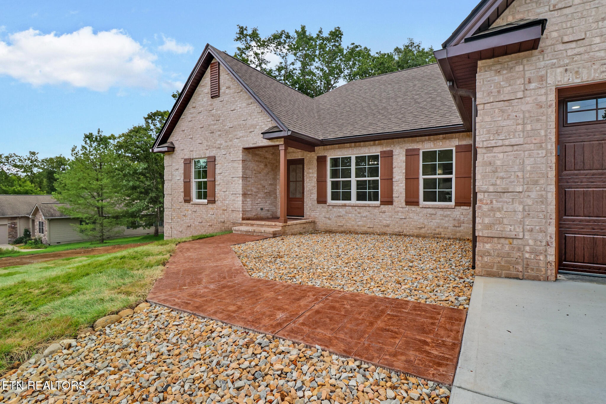 630 Lakeview Drive