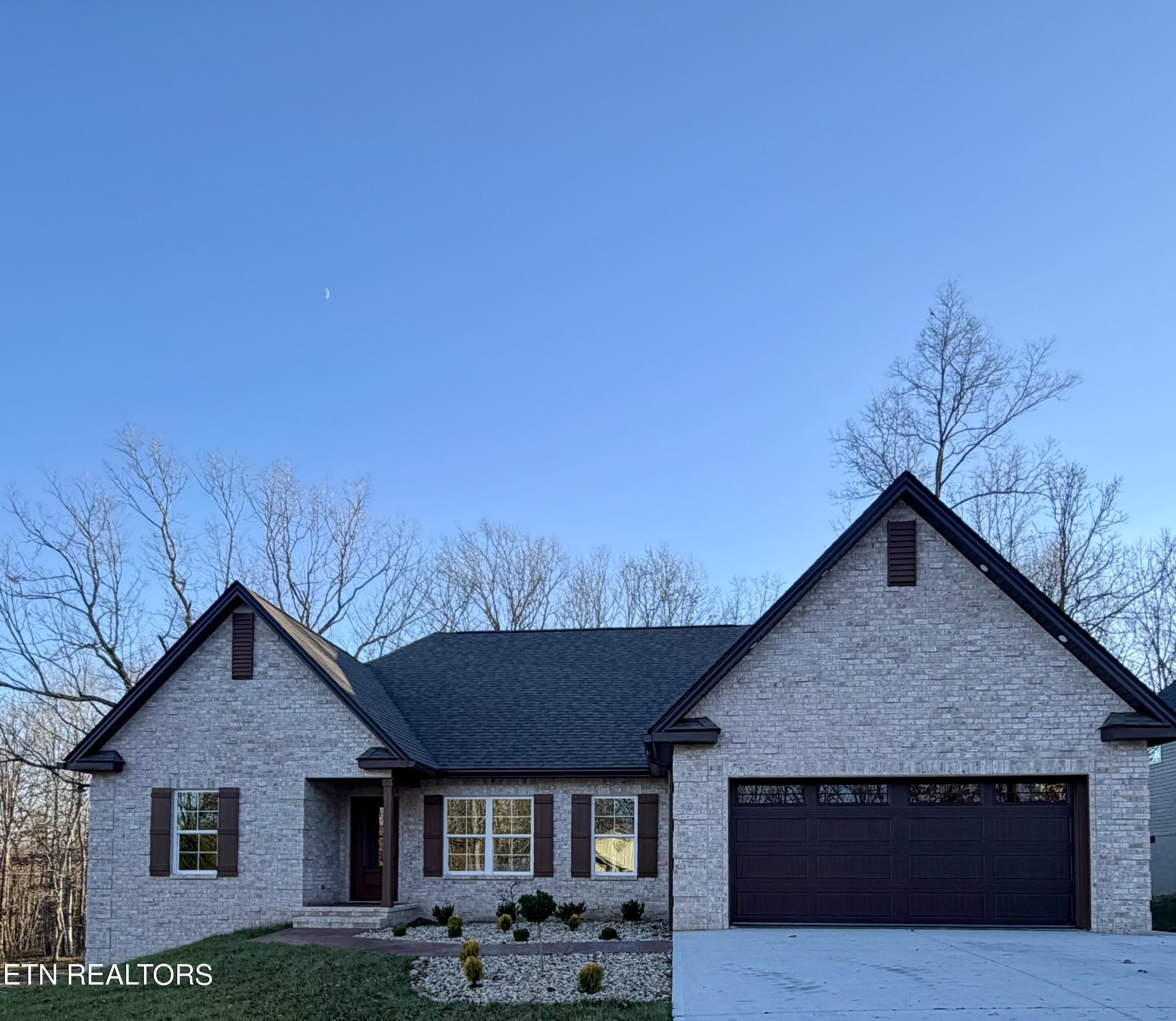 630 Lakeview Drive