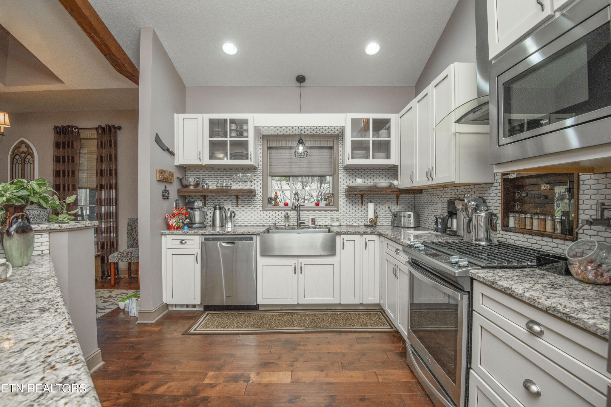 174 Bluegreen Way