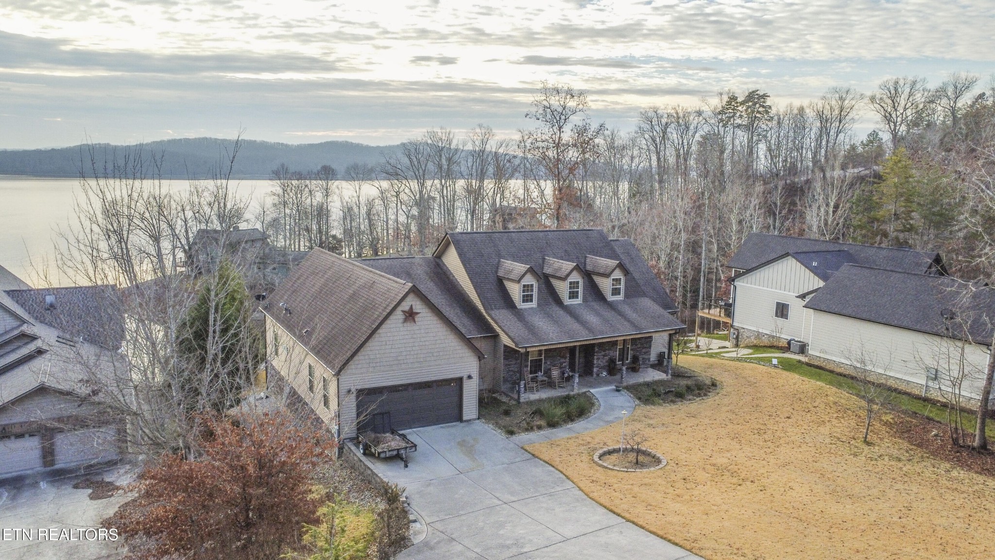 174 Bluegreen Way