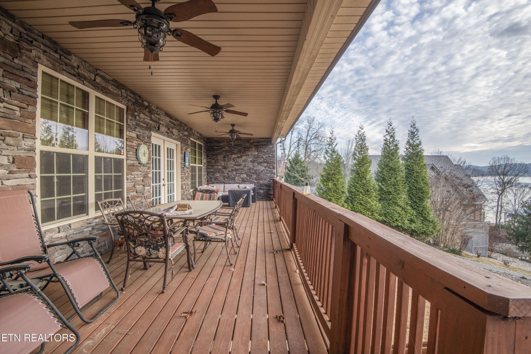 174 Bluegreen Way