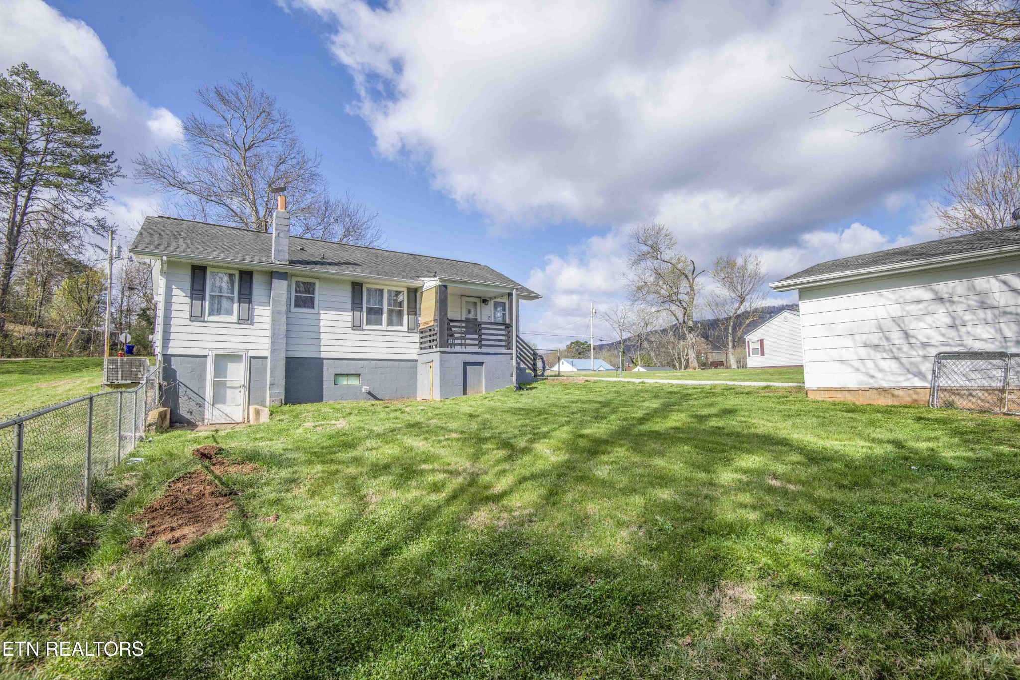 125 Clark Ave
