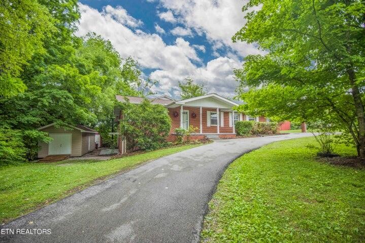 114 Loveliss Street