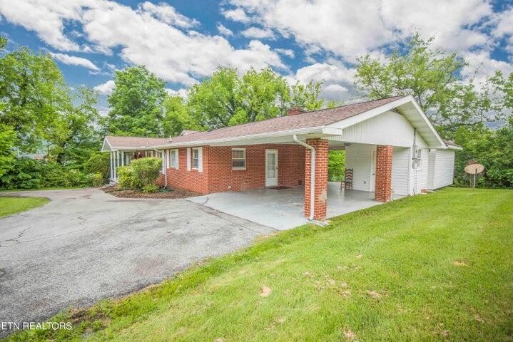 114 Loveliss Street