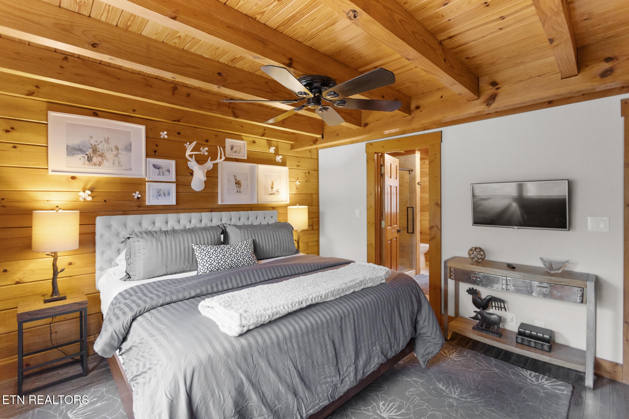 114 Chickasaw Point