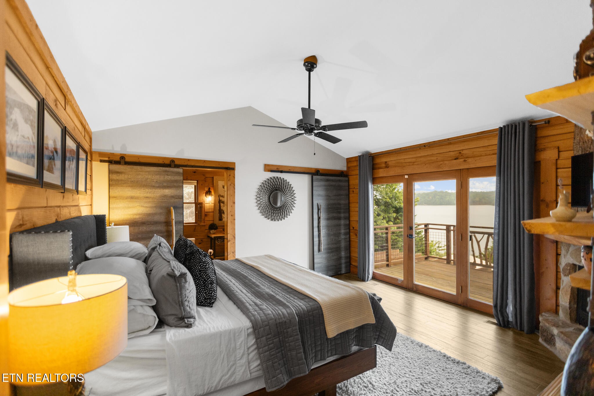 114 Chickasaw Point