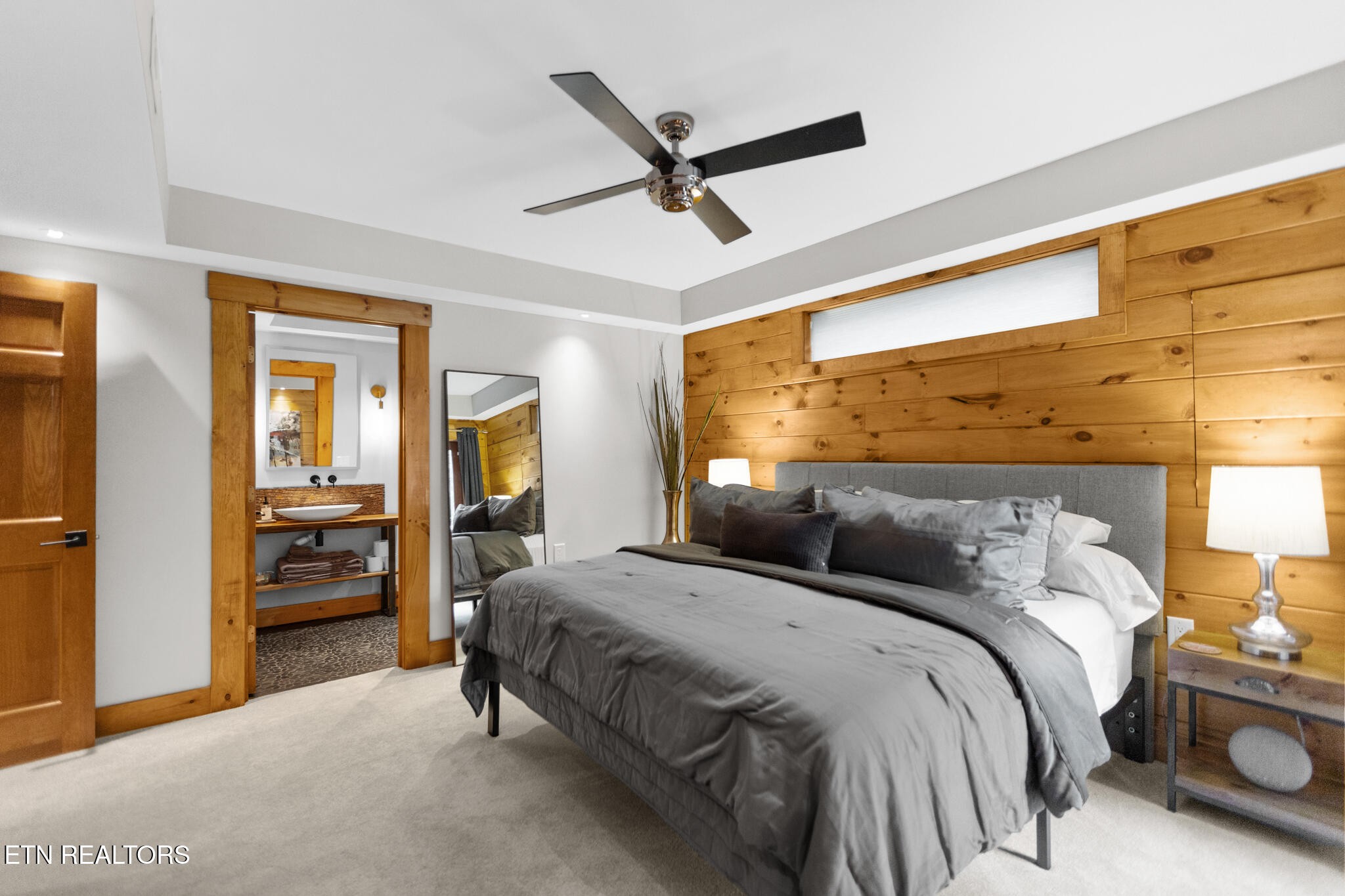 114 Chickasaw Point