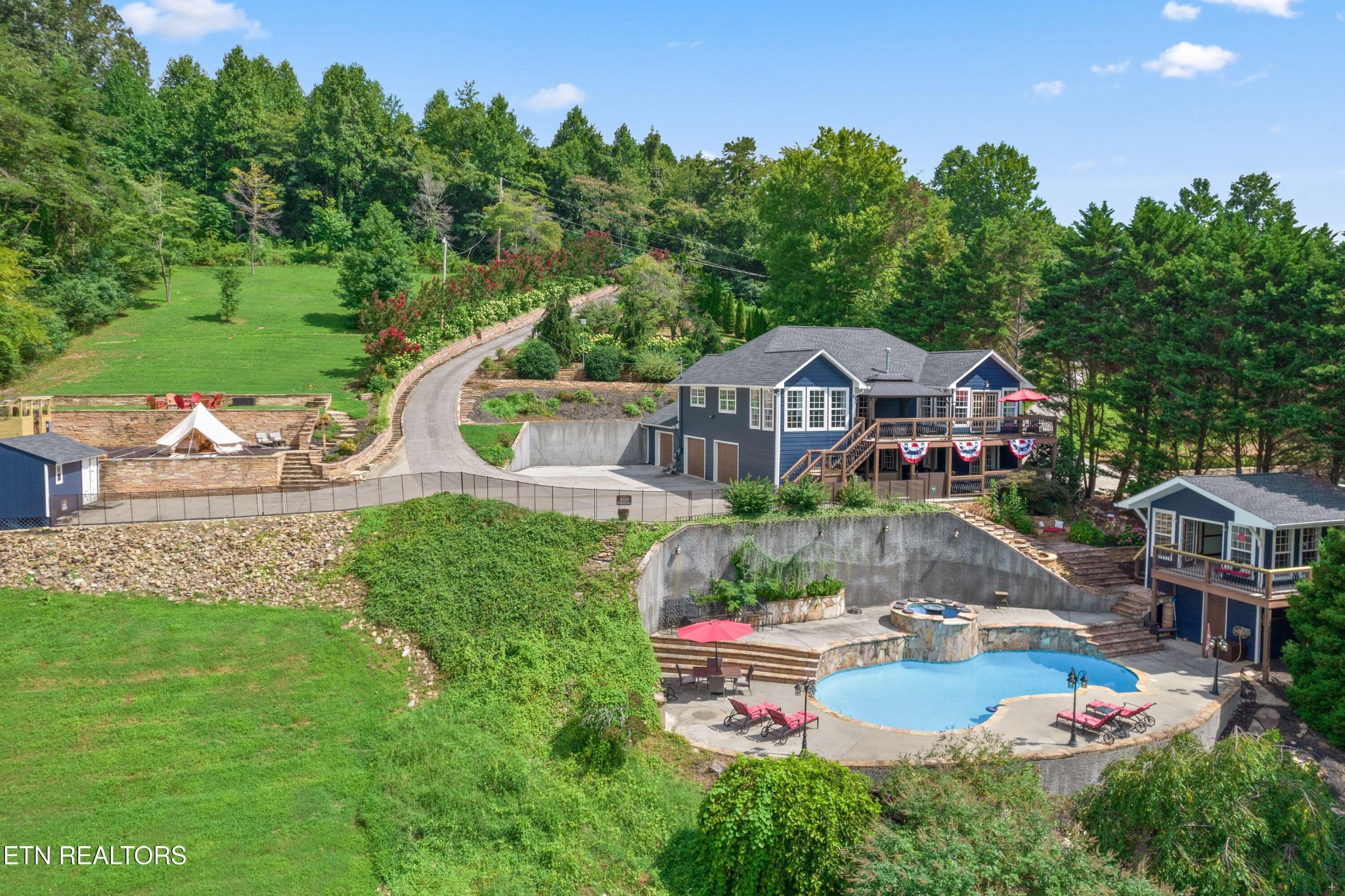 141 Settlers Rd