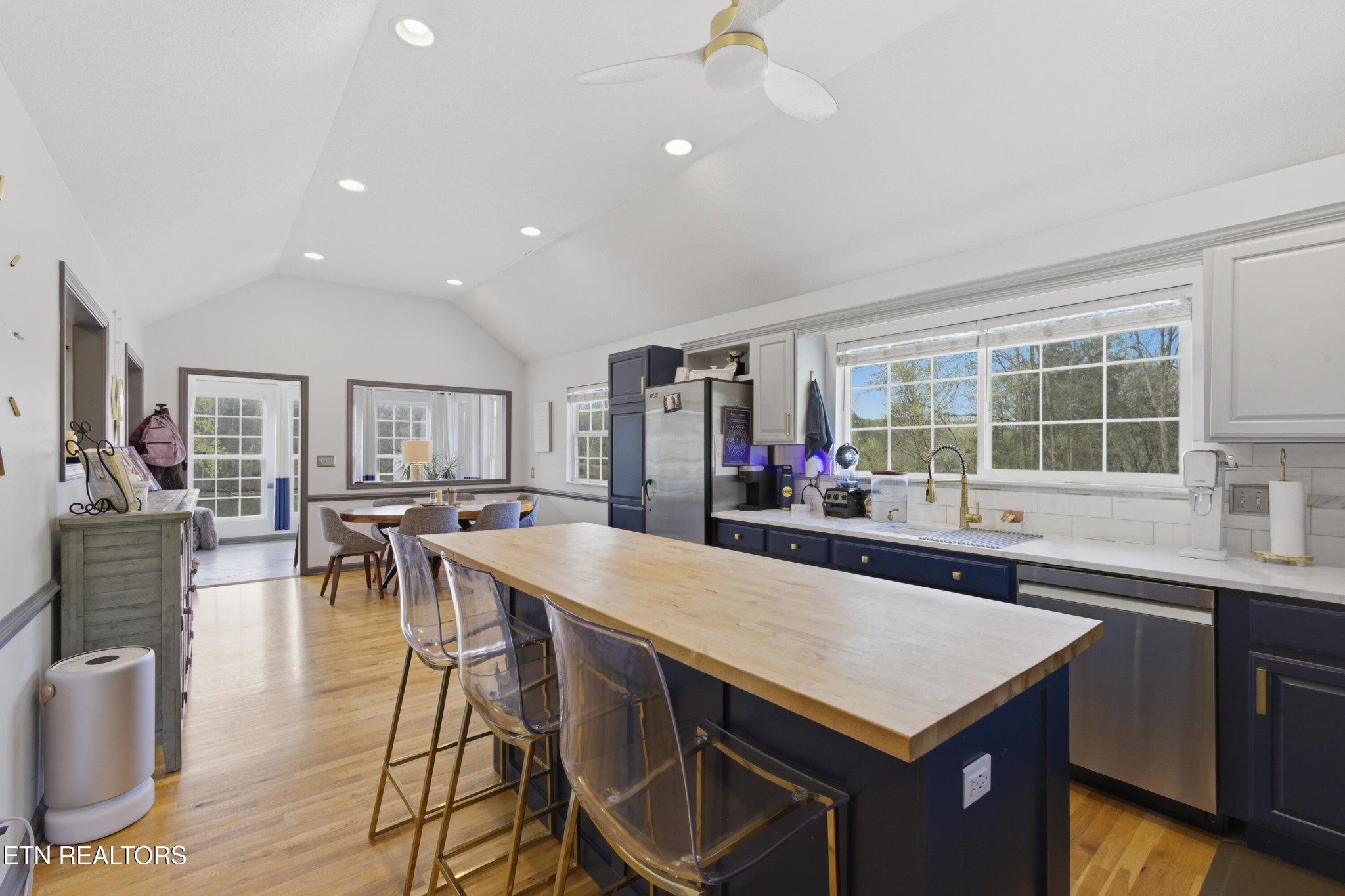 141 Settlers Rd
