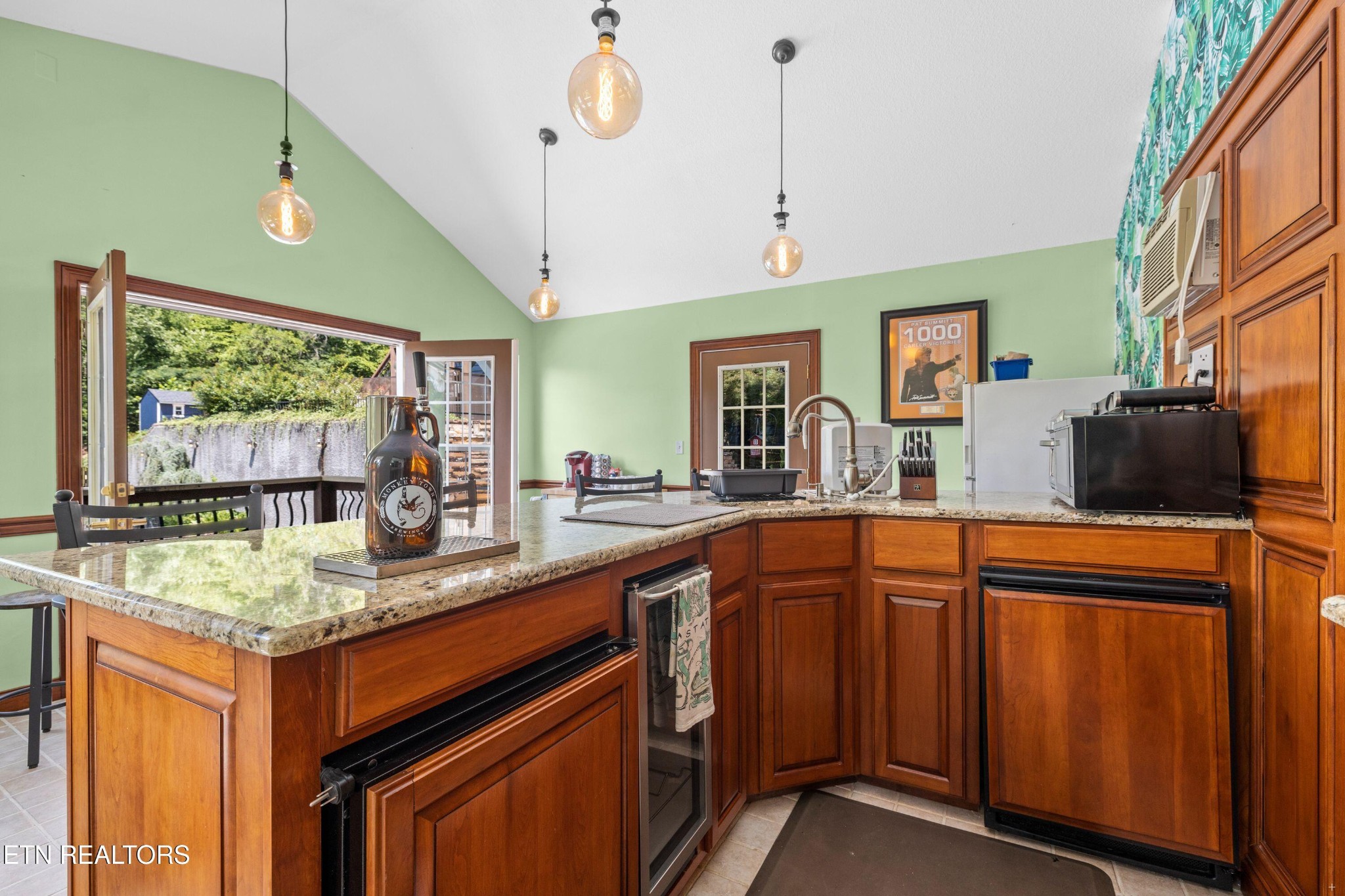 141 Settlers Rd