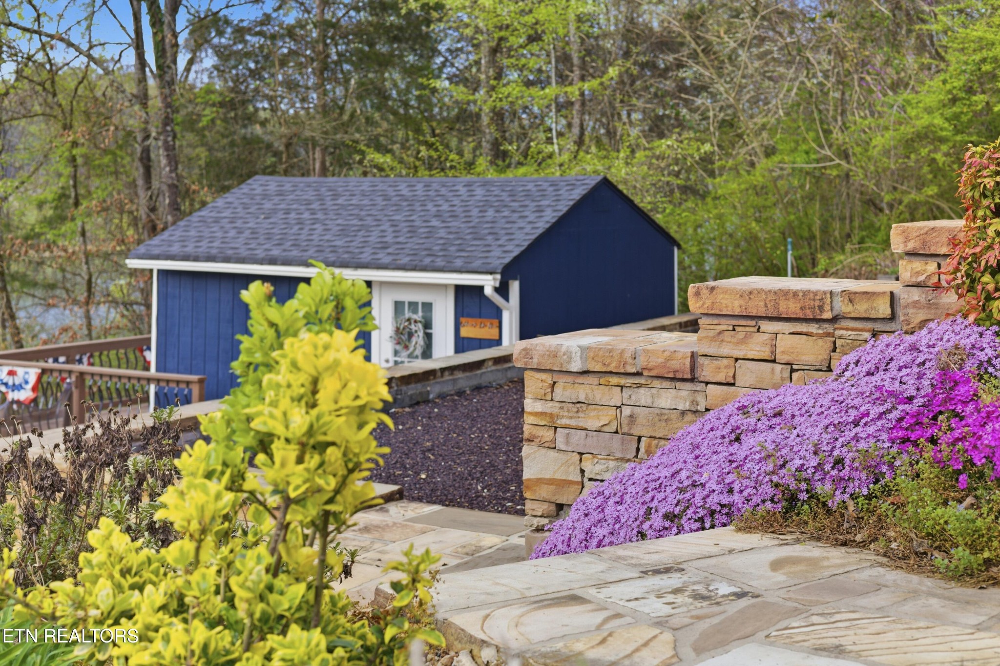 141 Settlers Rd