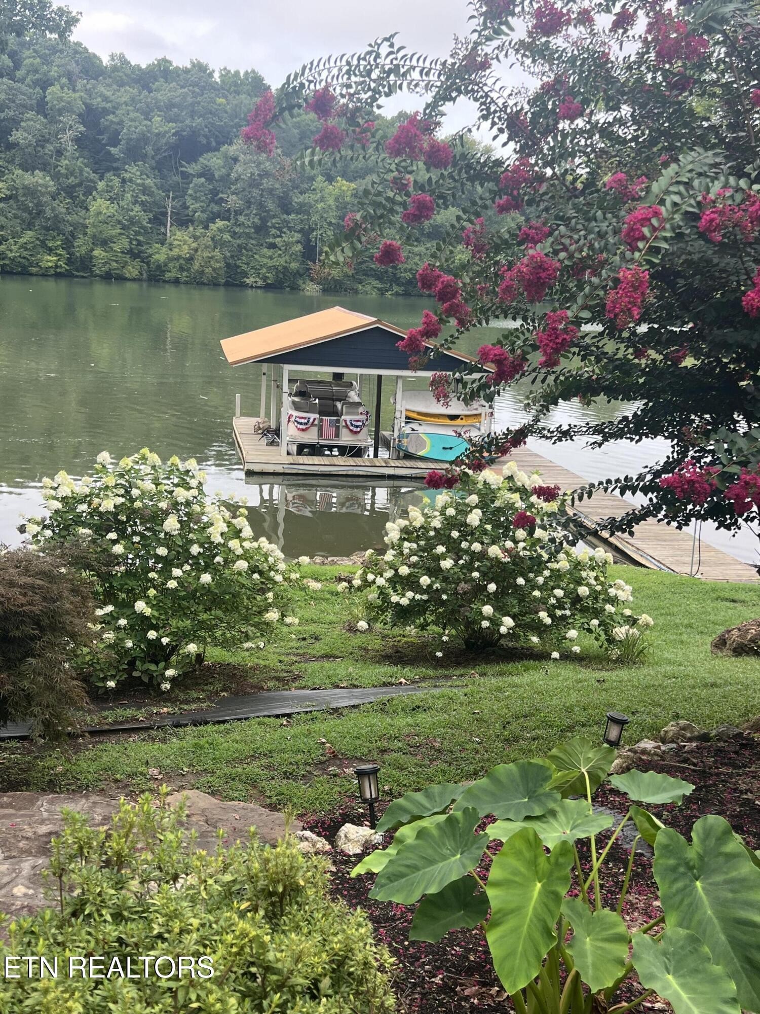141 Settlers Rd