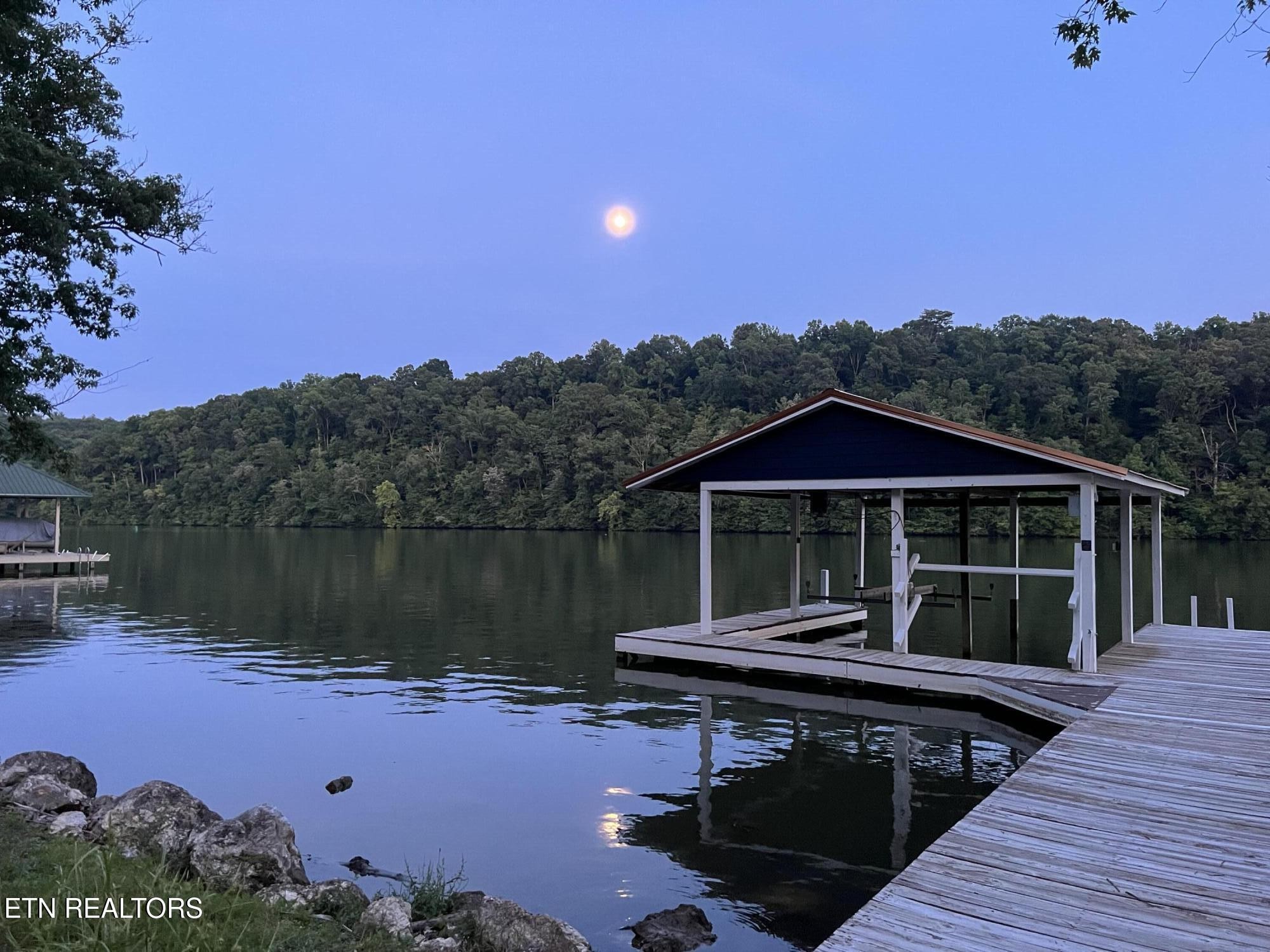 141 Settlers Rd