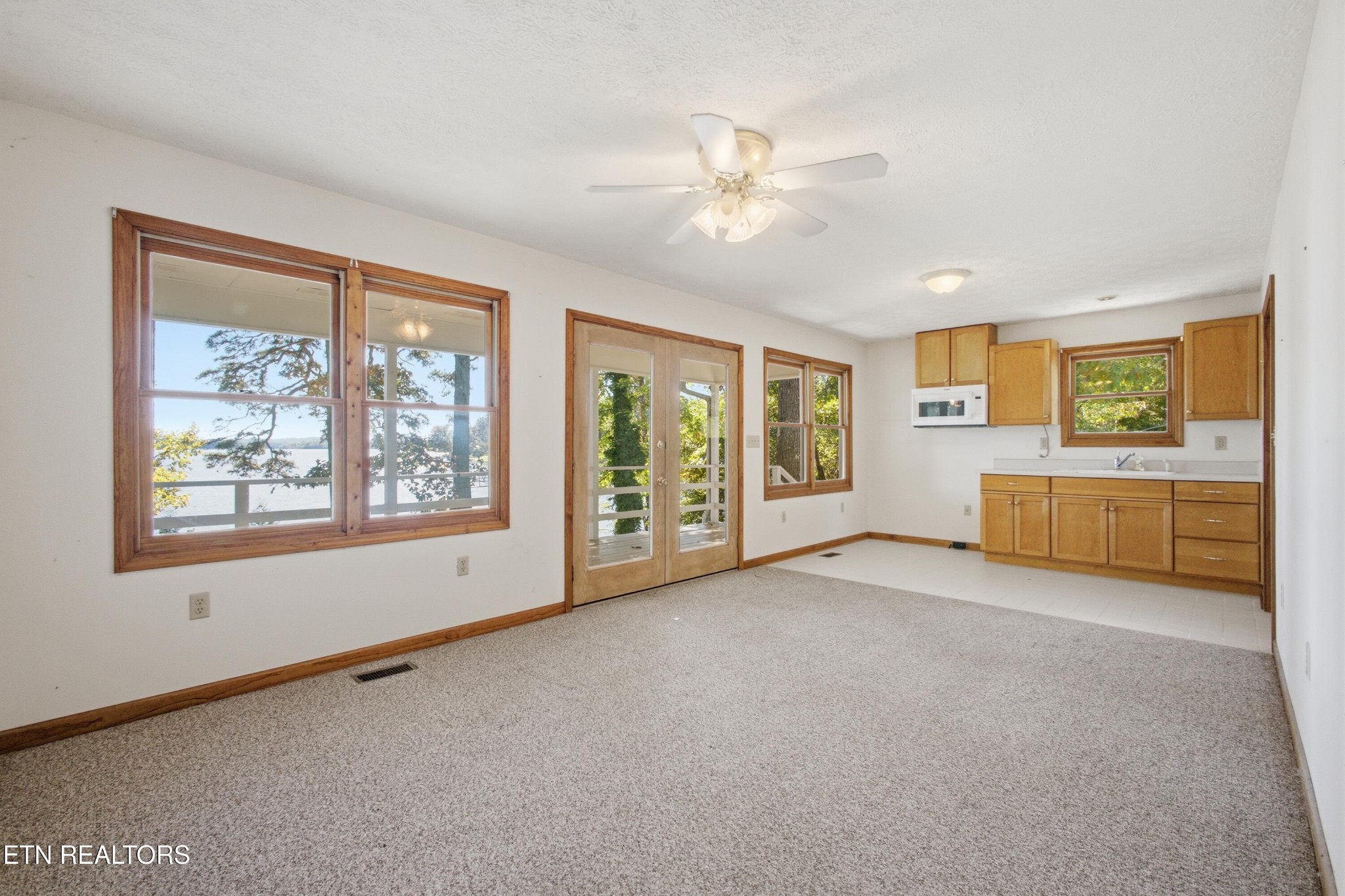 761 Toestring Cove Rd