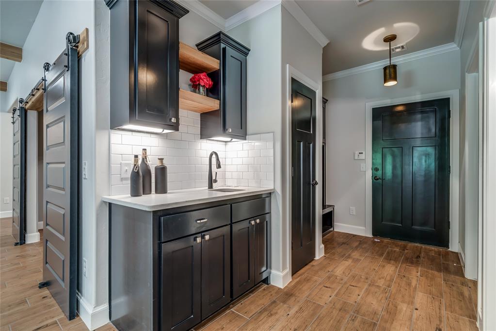 600 NW 186th Street