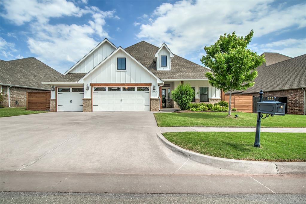 600 NW 186th Street