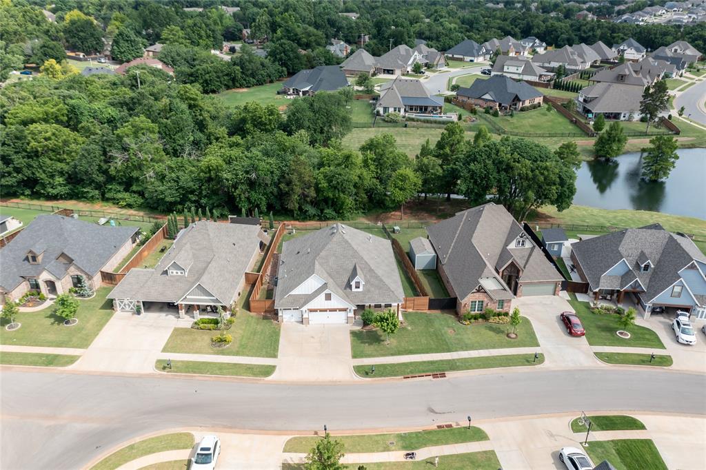 600 NW 186th Street
