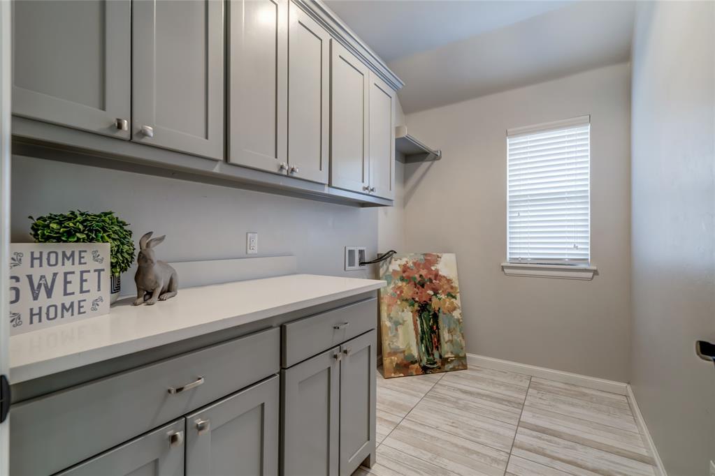 600 NW 186th Street