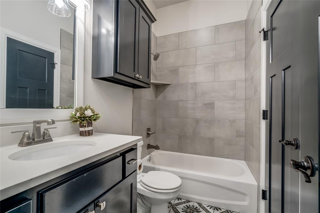 600 NW 186th Street