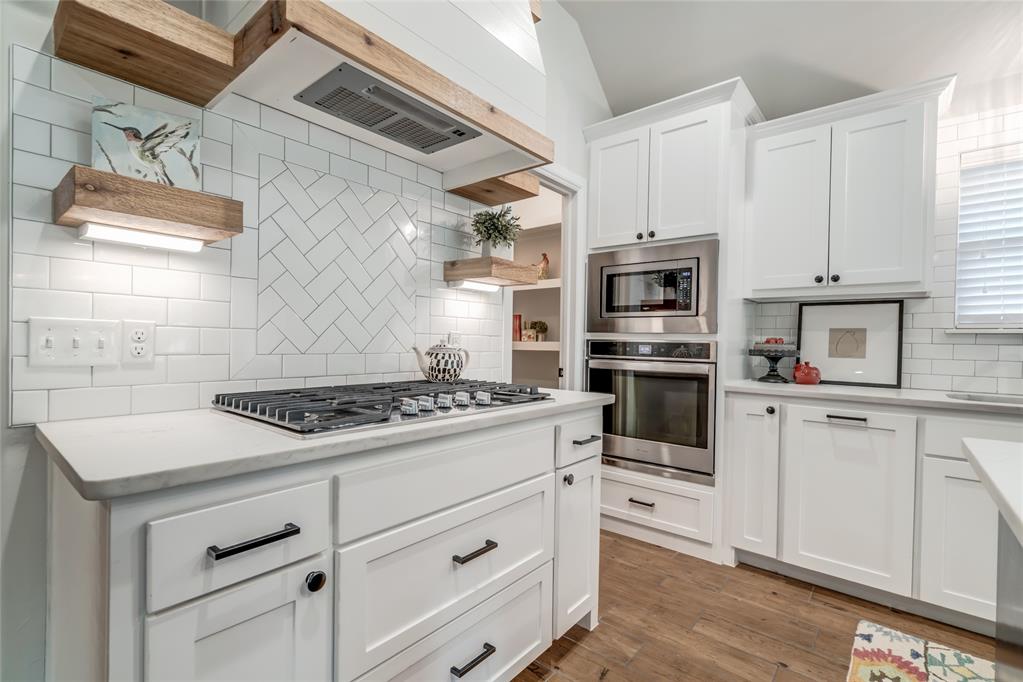 600 NW 186th Street