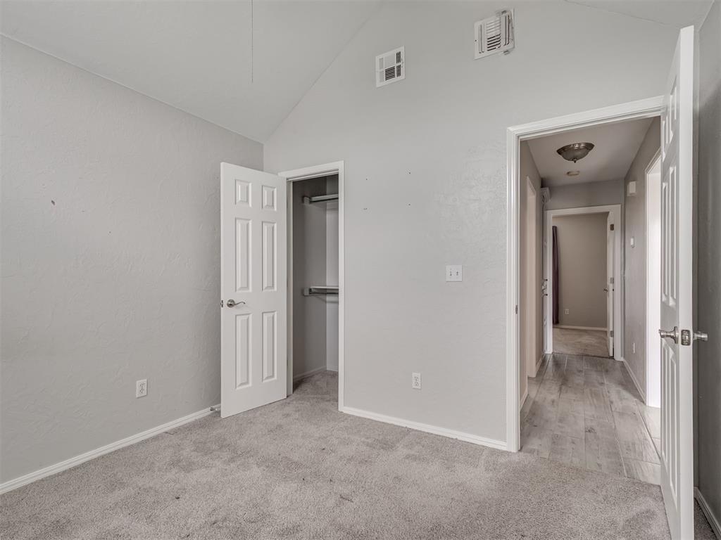 1712 Queensbury Road